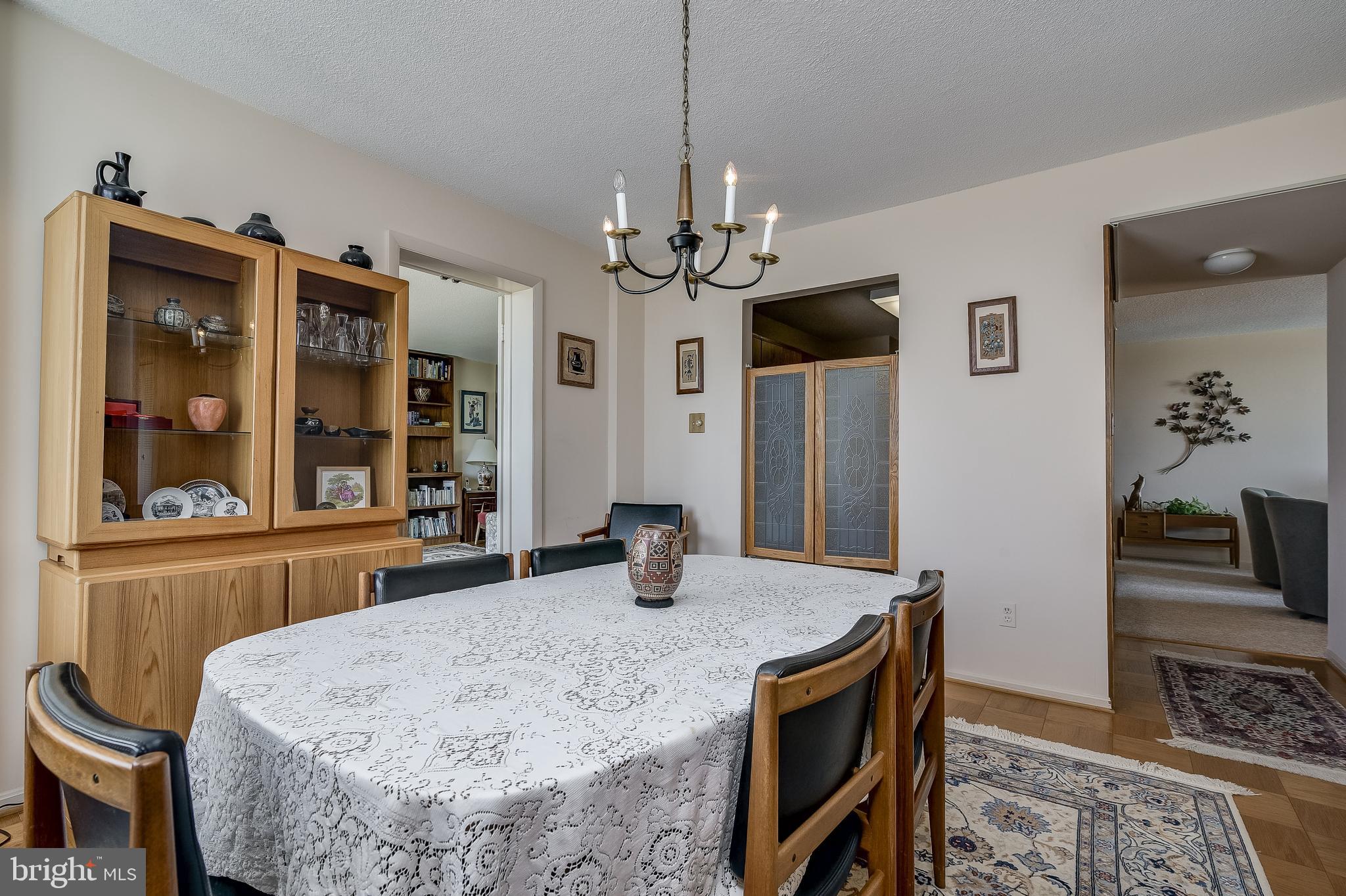 AMERICANA CENTRE - Residential