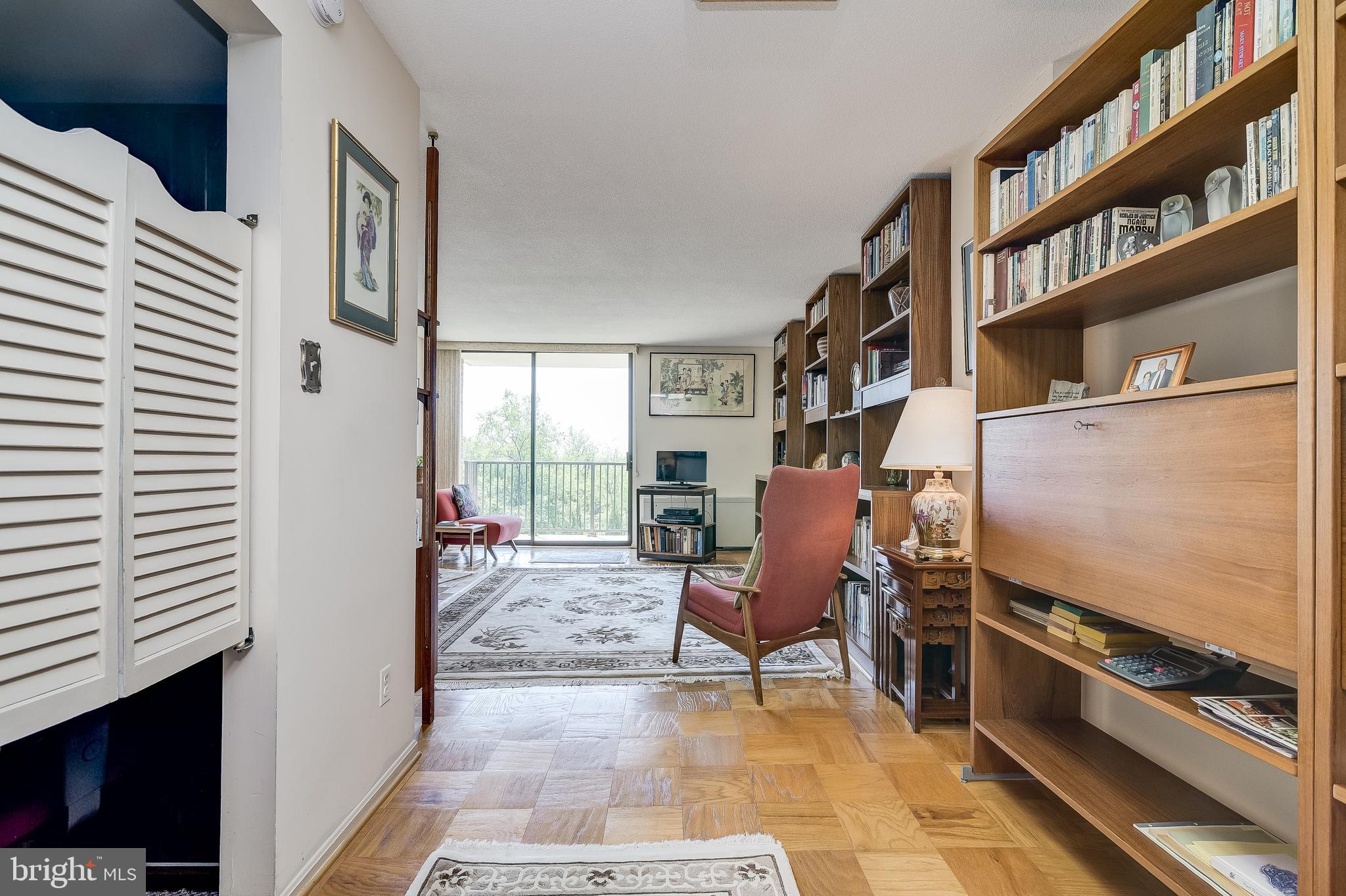 AMERICANA CENTRE - Residential