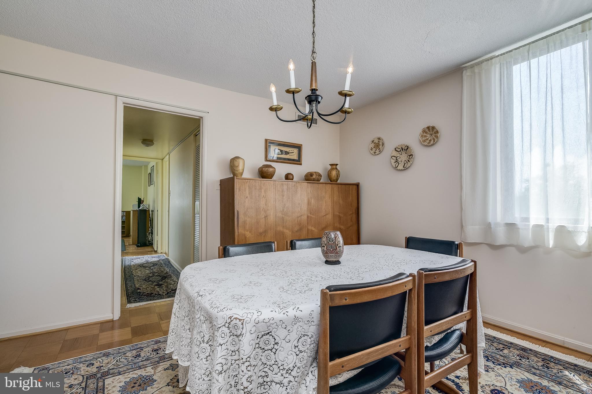 AMERICANA CENTRE - Residential