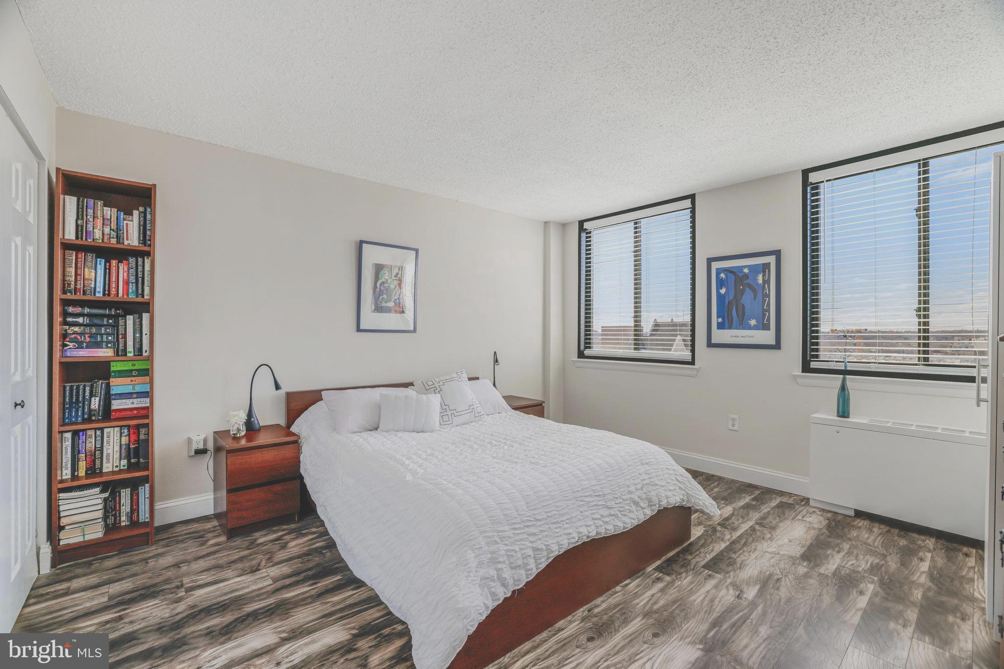 PORT ROYAL CONDOMINIUM - Residential