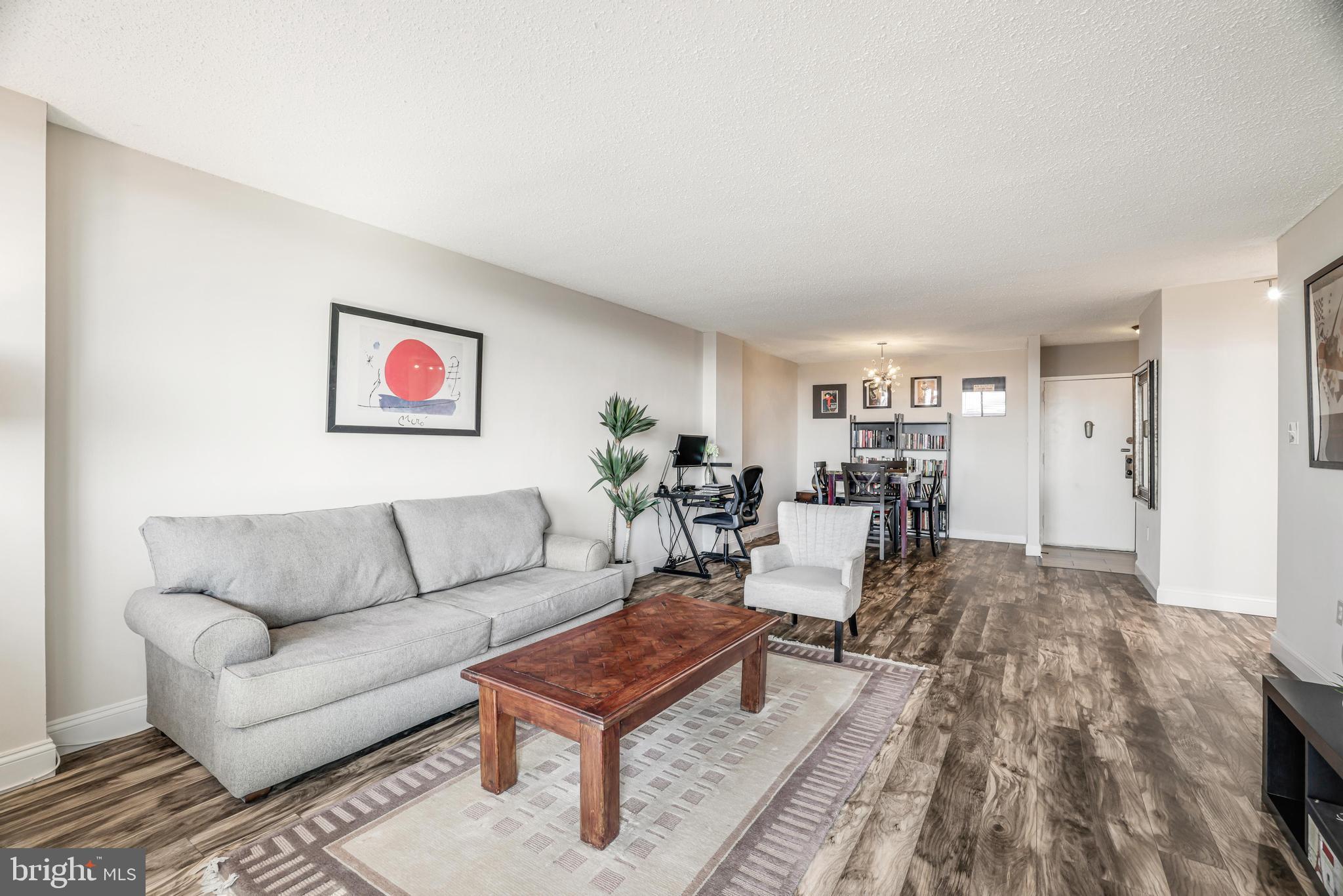 PORT ROYAL CONDOMINIUM - Residential