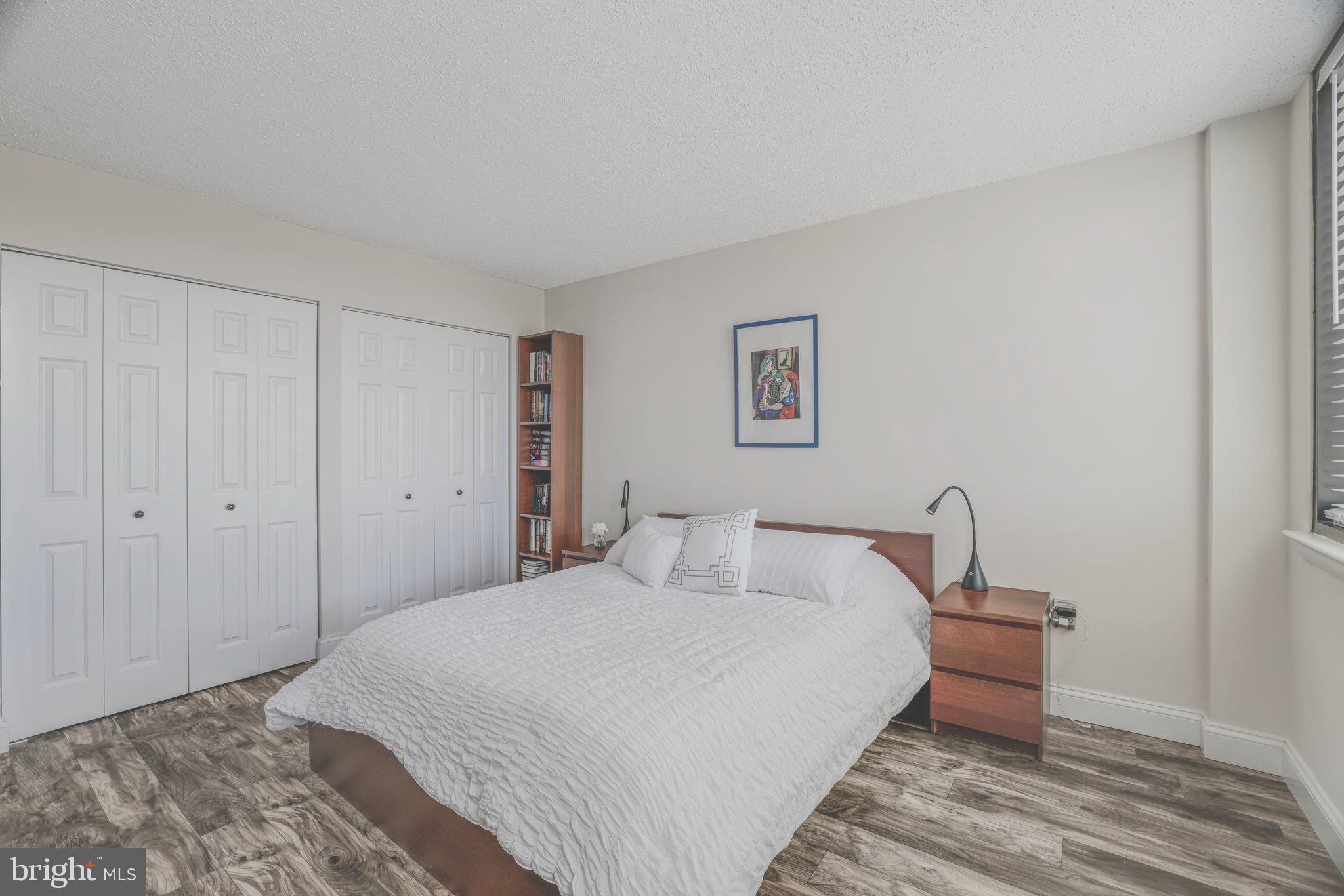 PORT ROYAL CONDOMINIUM - Residential