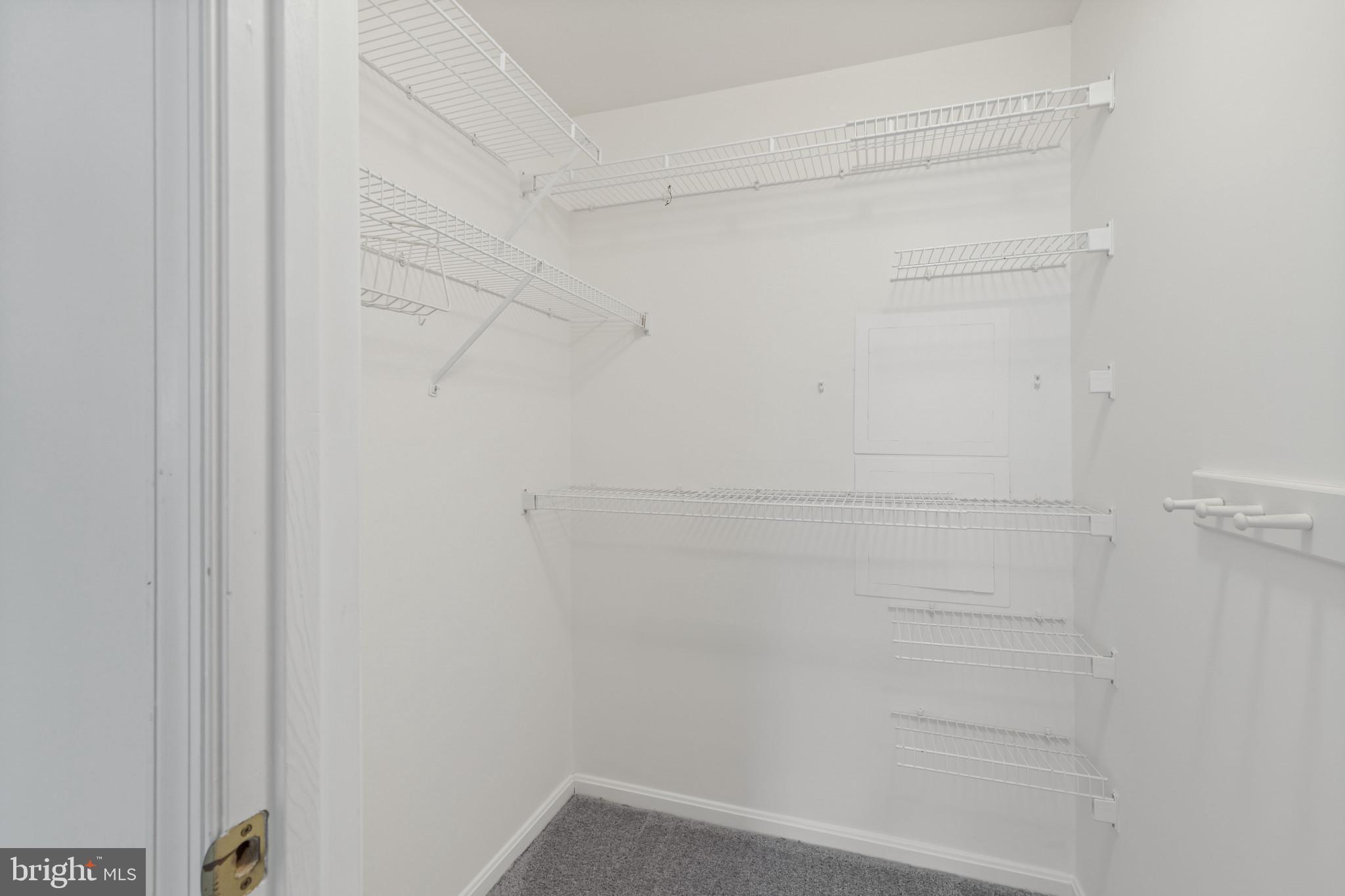 BRISTOL GREEN - Residential