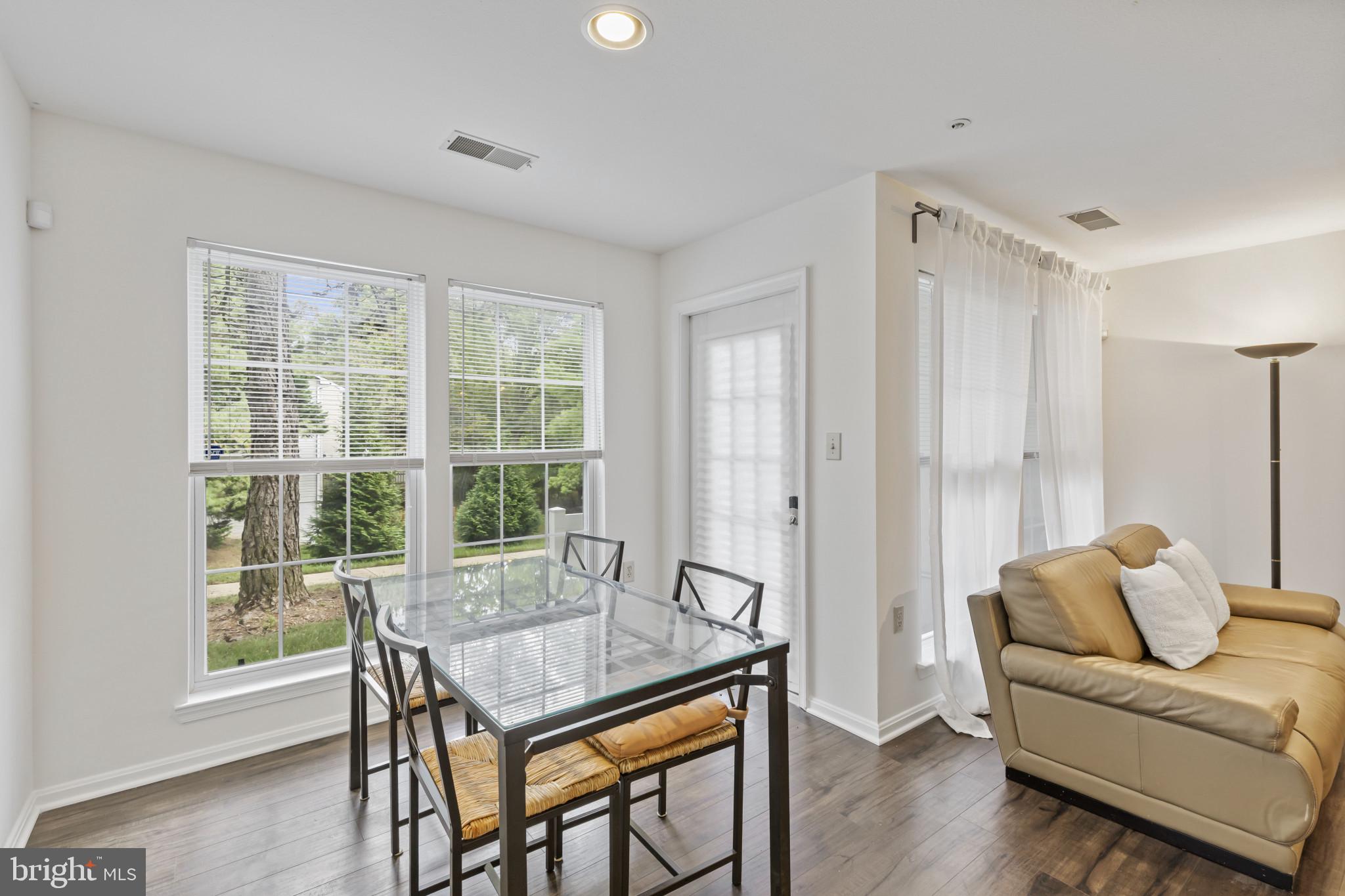 BRISTOL GREEN - Residential