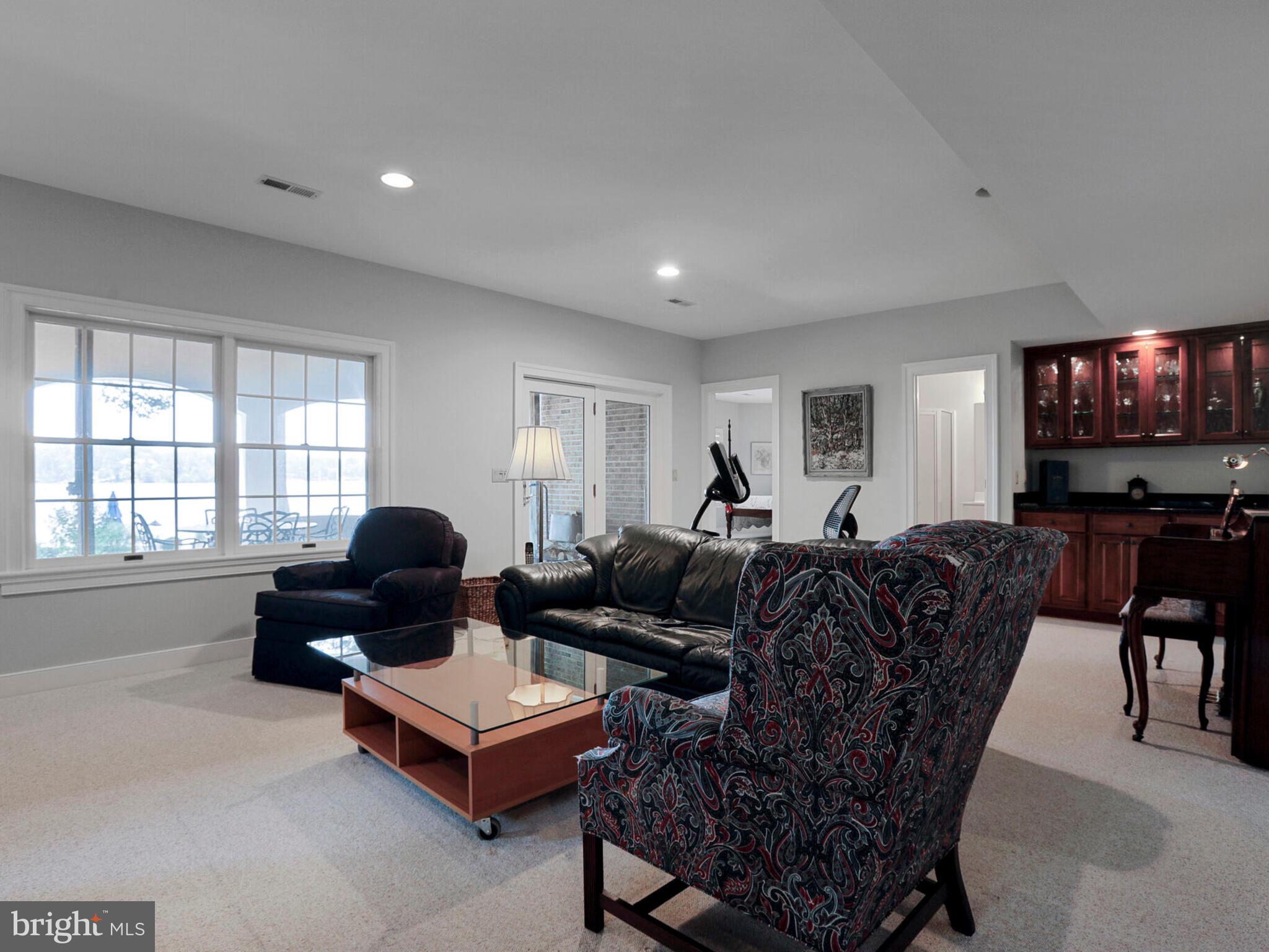 FAWN LAKE - Residential