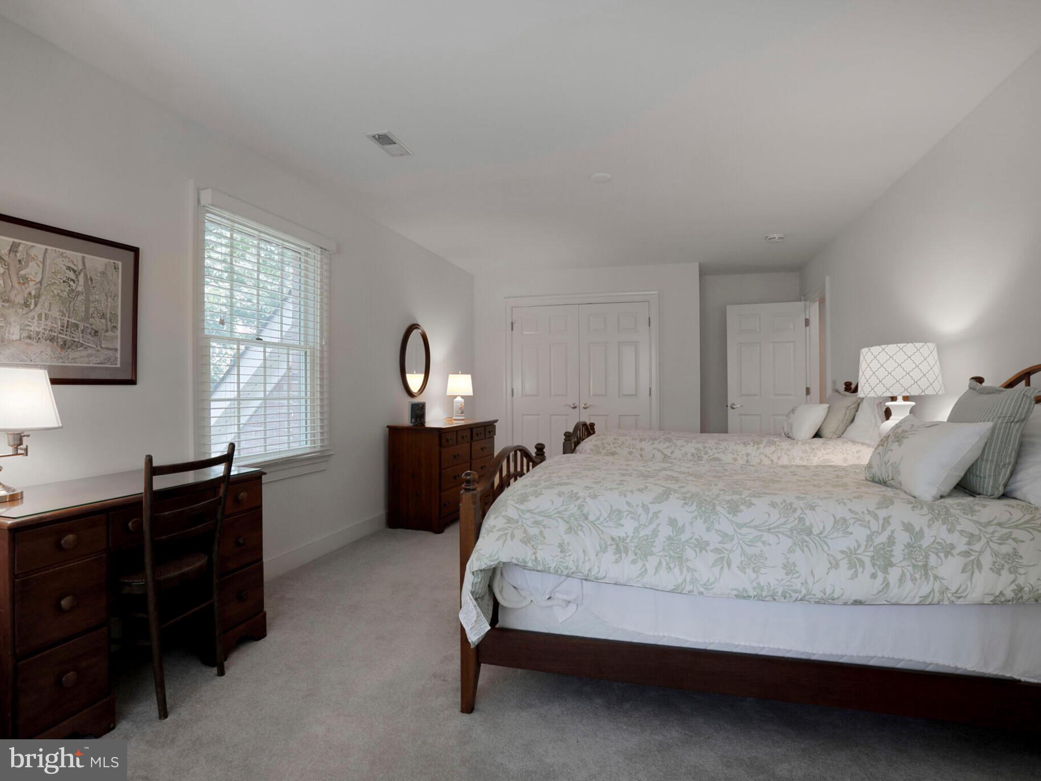 FAWN LAKE - Residential