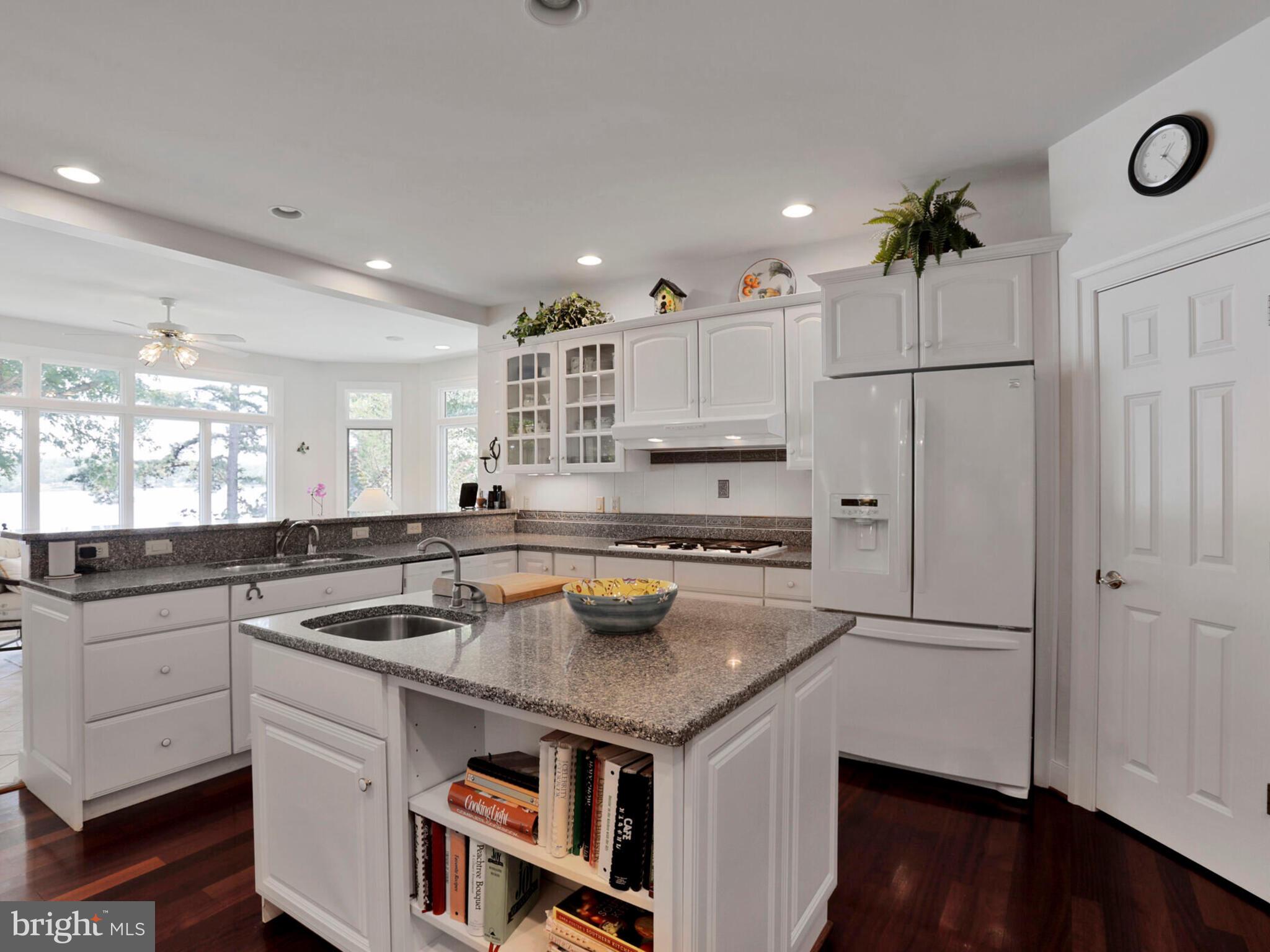 FAWN LAKE - Residential