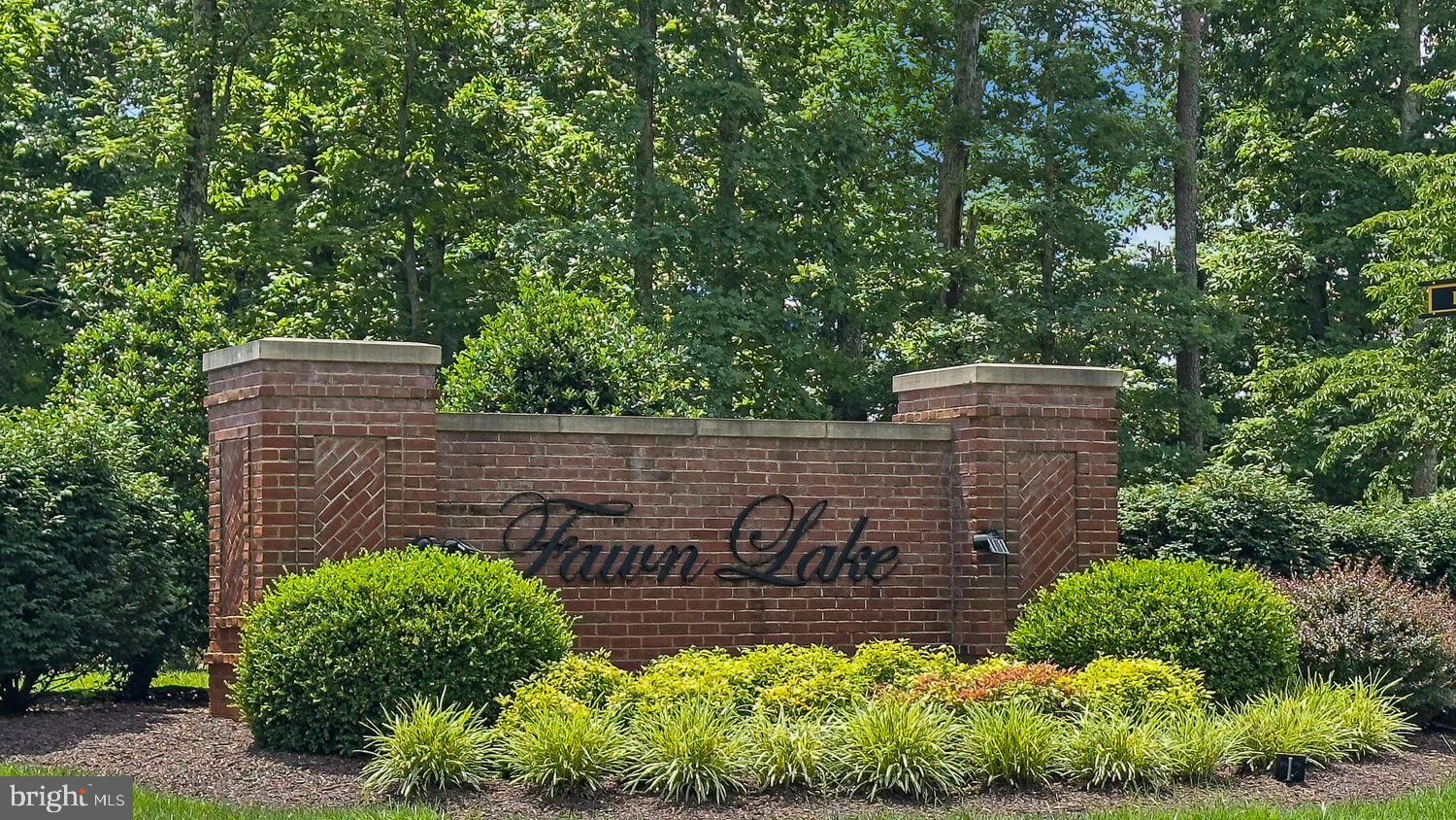 FAWN LAKE - Residential