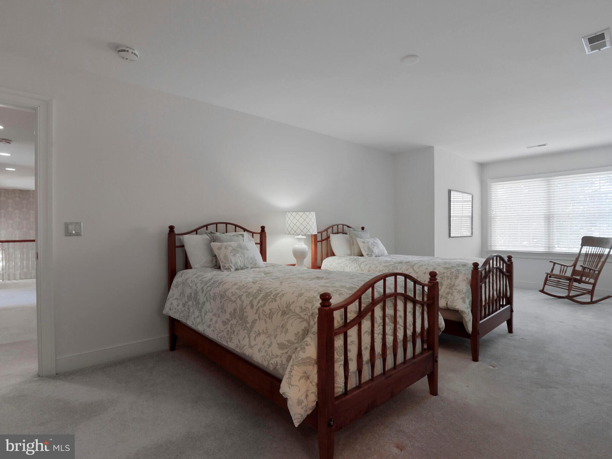 FAWN LAKE - Residential