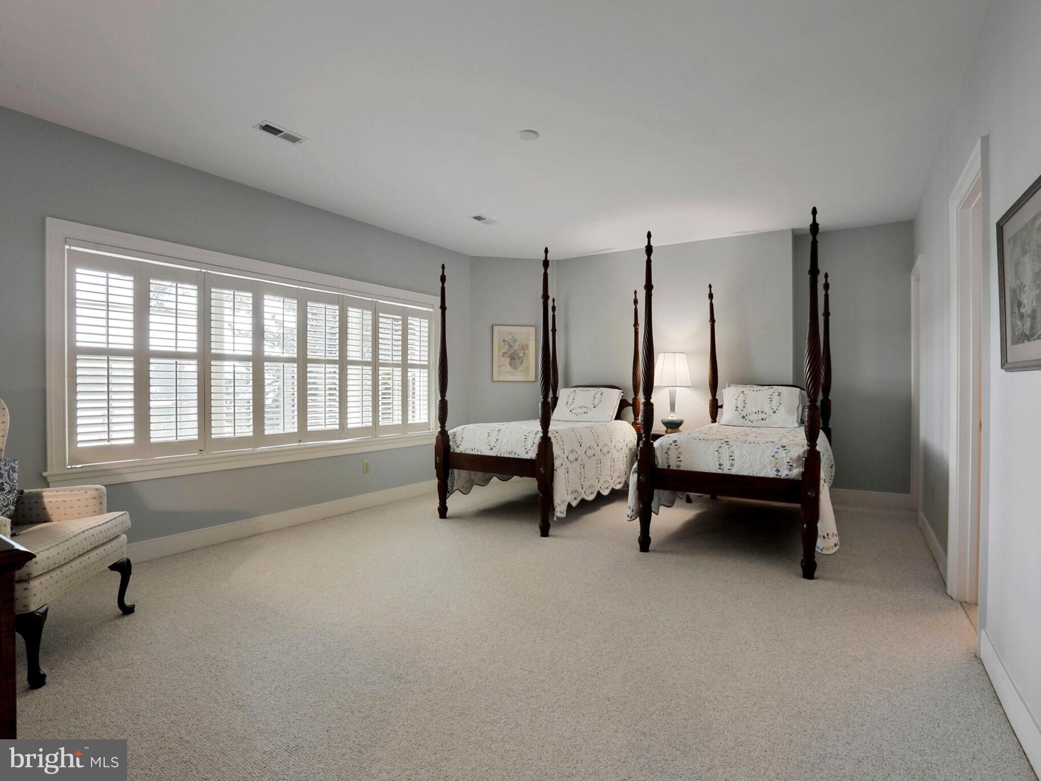 FAWN LAKE - Residential