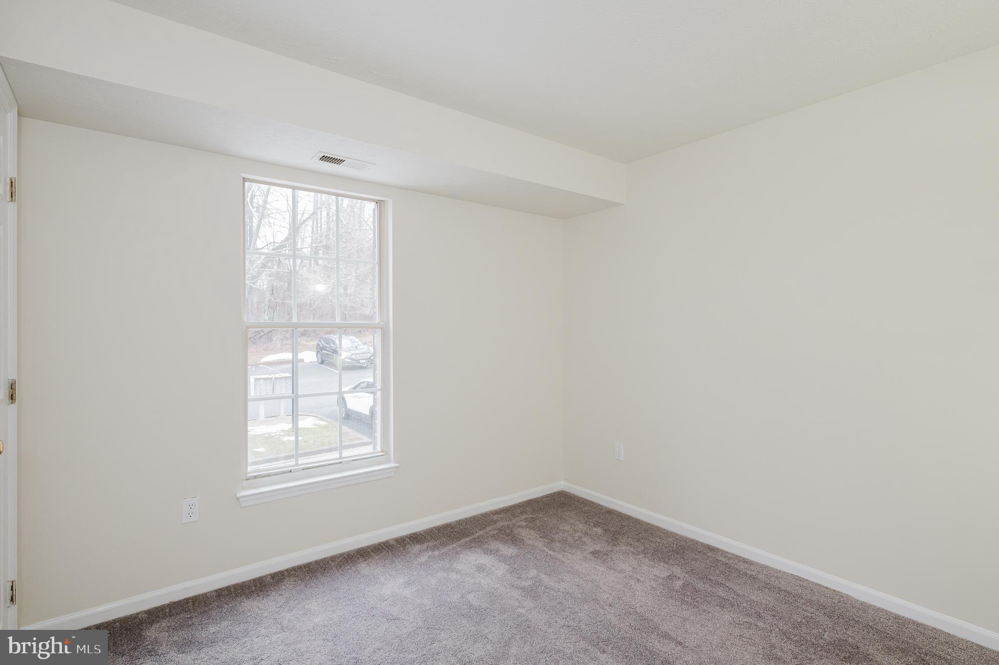 BRENTWOOD CONDO - Residential