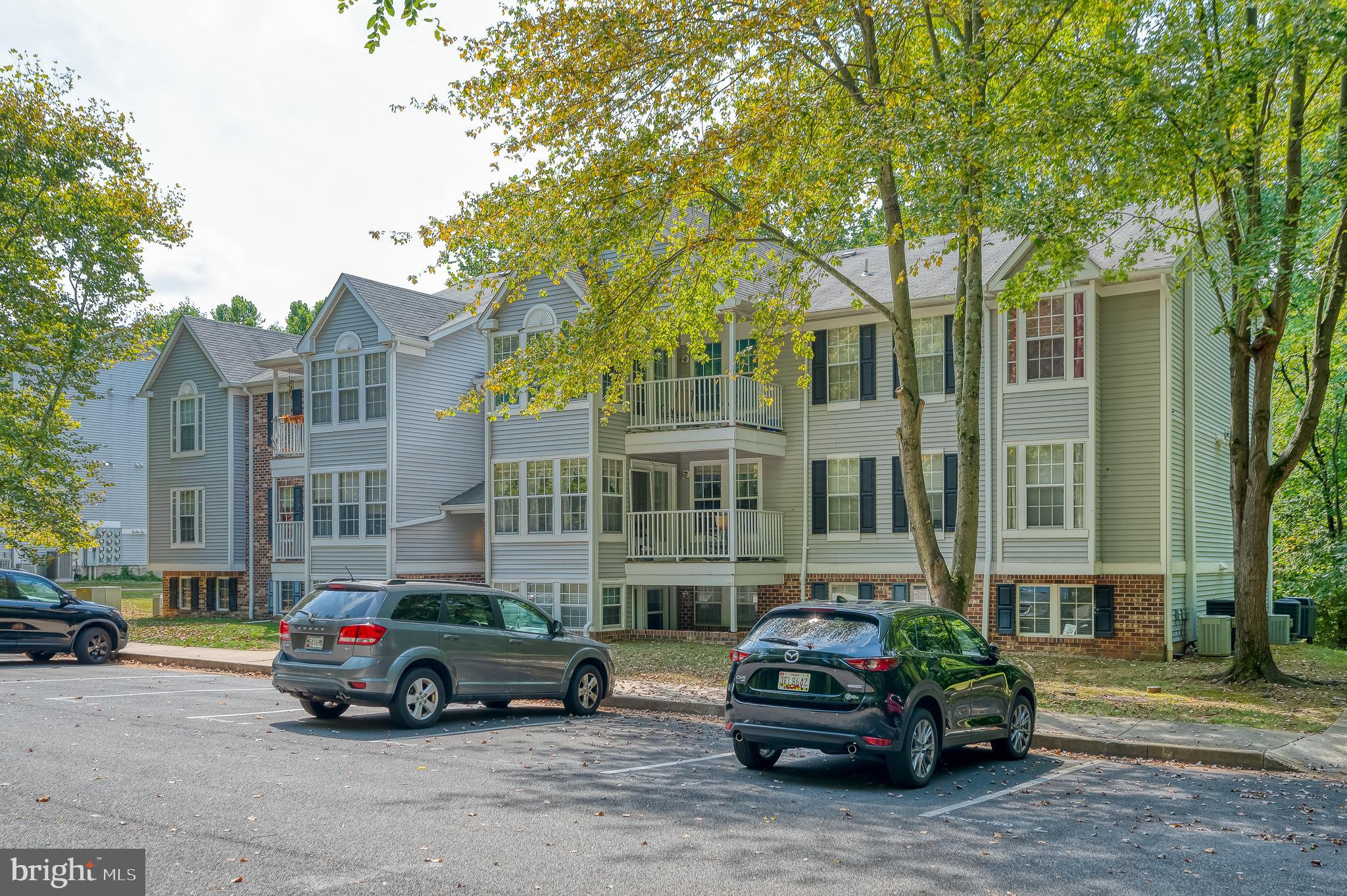 BRENTWOOD CONDO - Residential