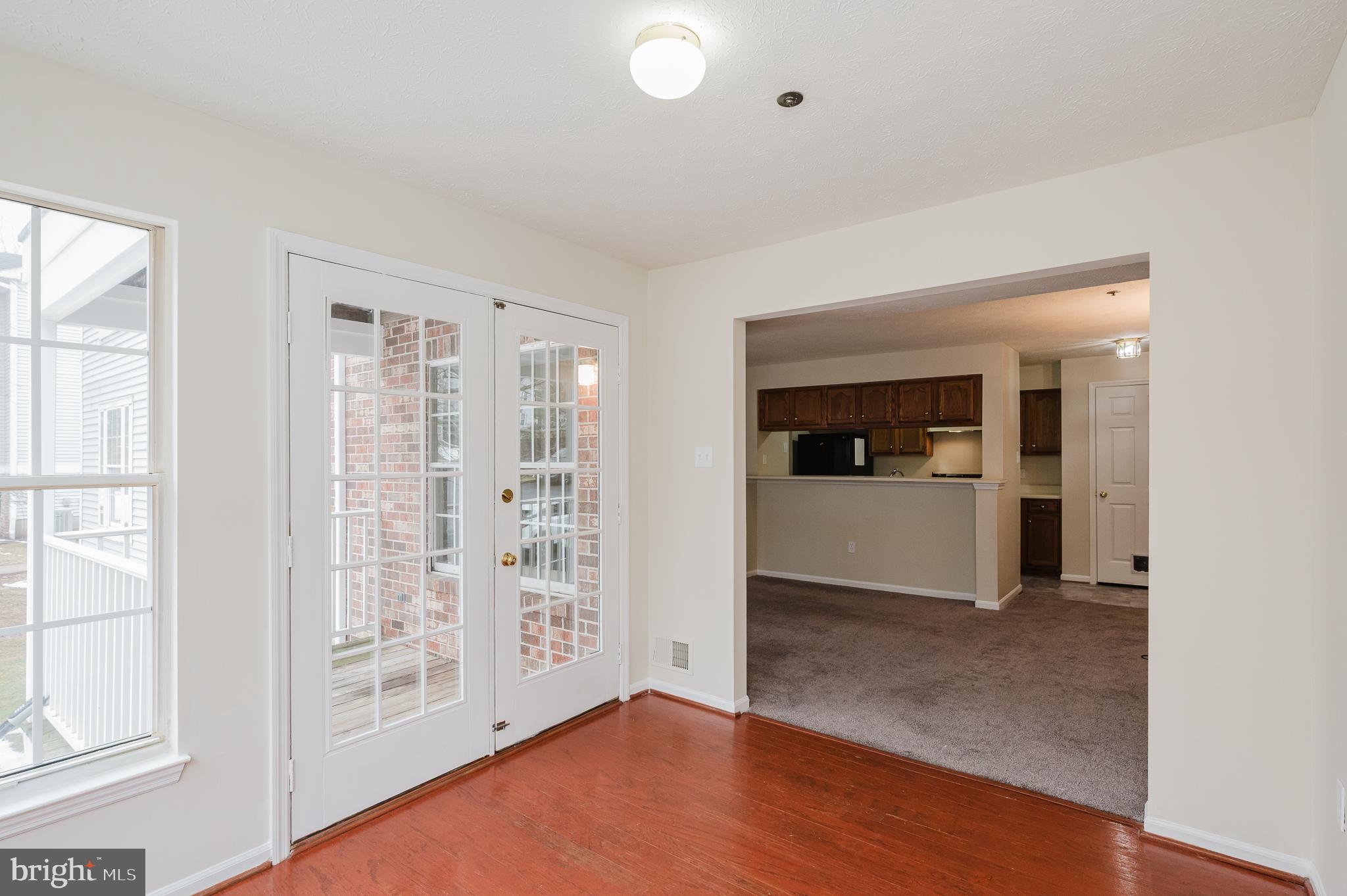 BRENTWOOD CONDO - Residential