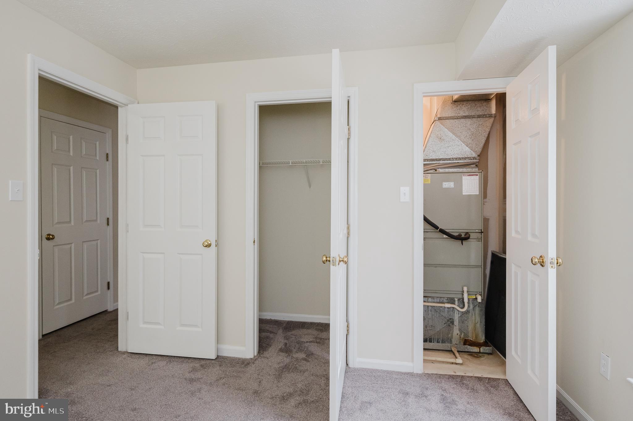 BRENTWOOD CONDO - Residential