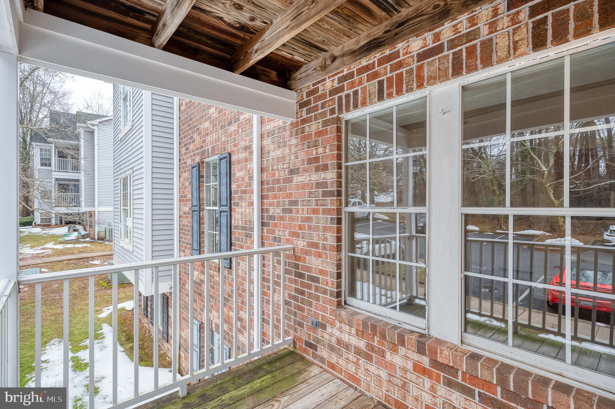 BRENTWOOD CONDO - Residential