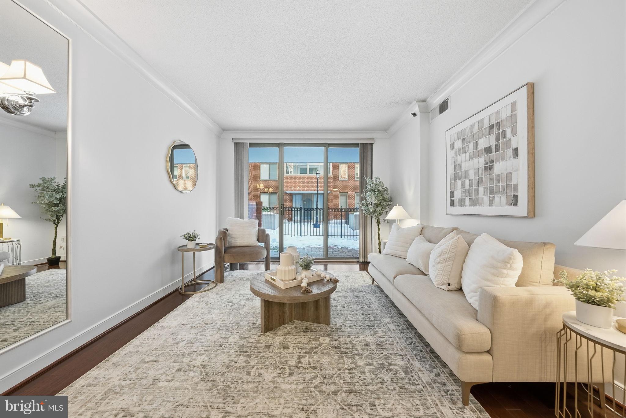 1050 N TAYLOR STREET 105