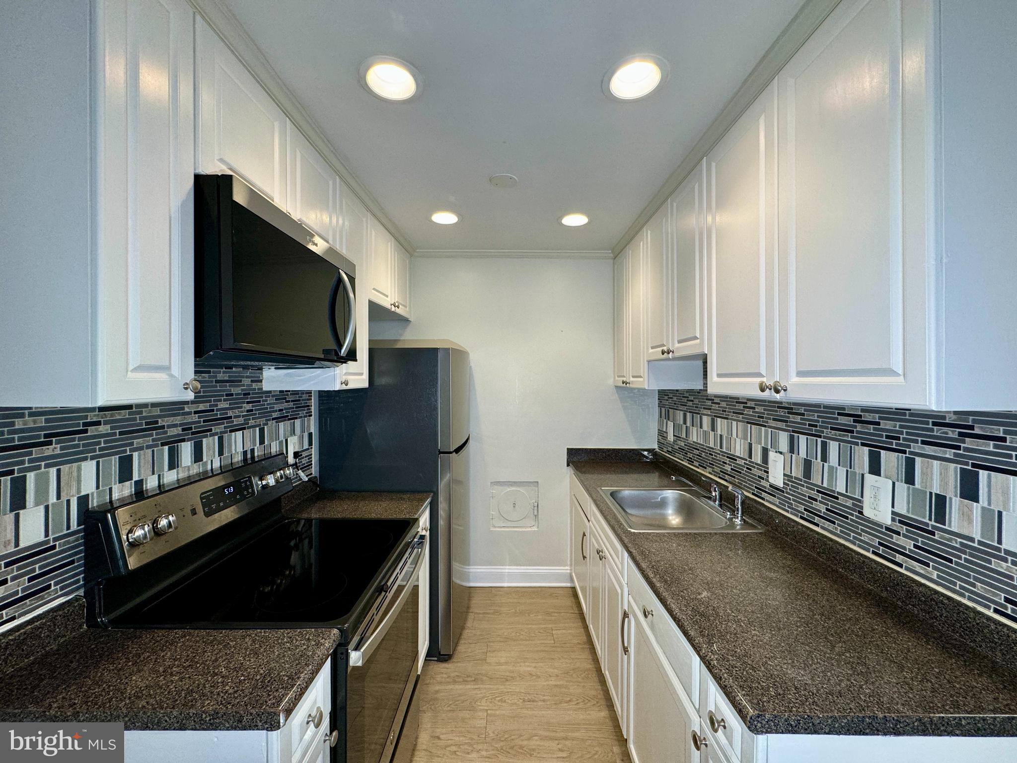 5601 PARKER HOUSE TERRACE 211