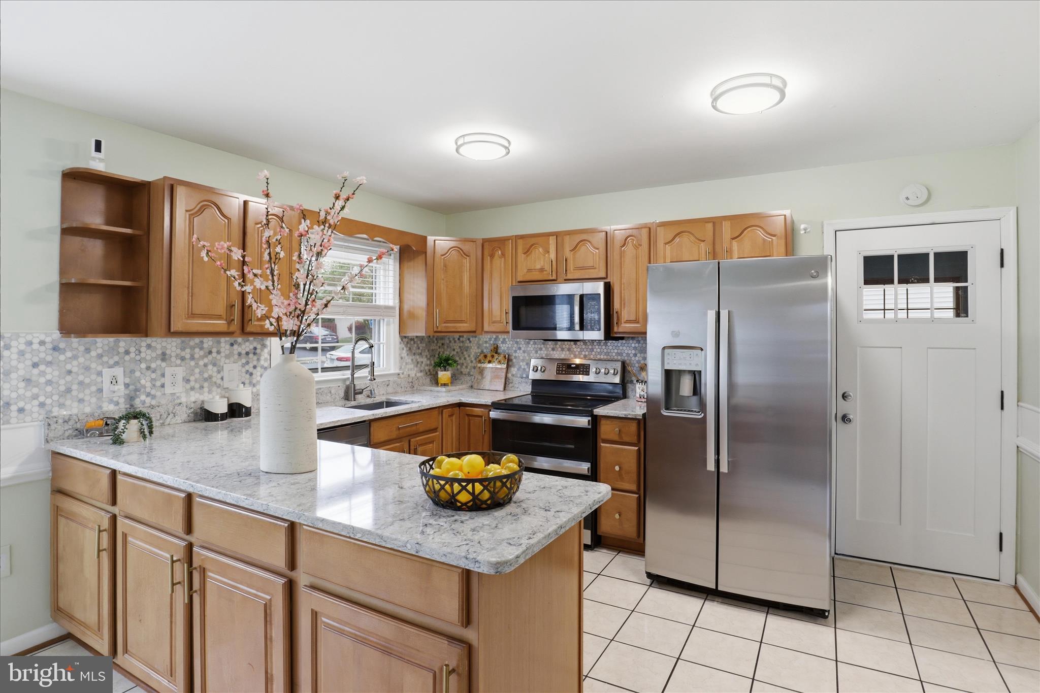 CRESTBROOK - Residential