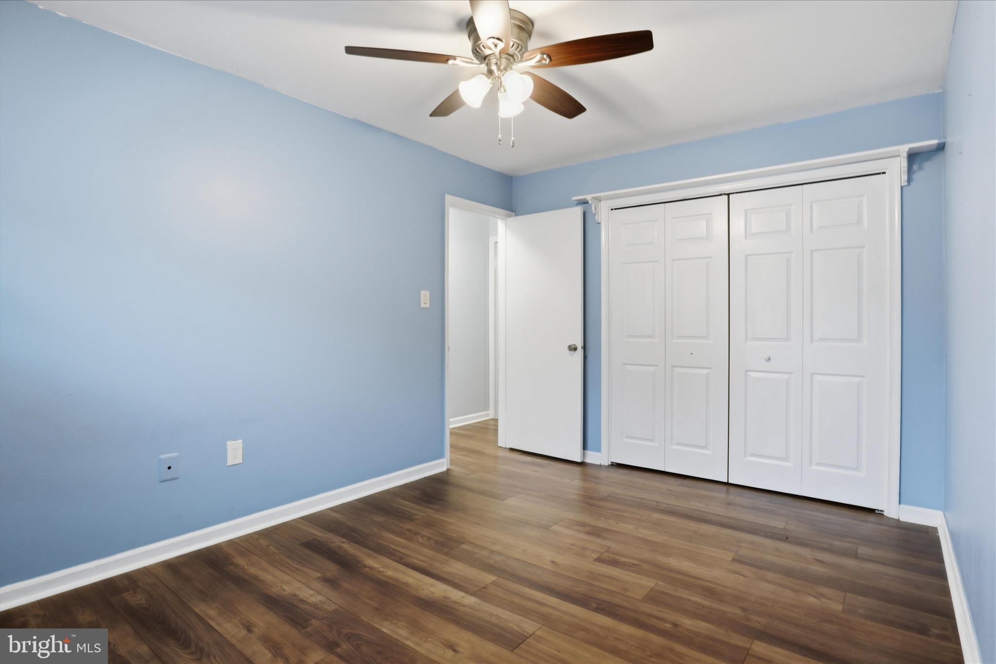CRESTBROOK - Residential