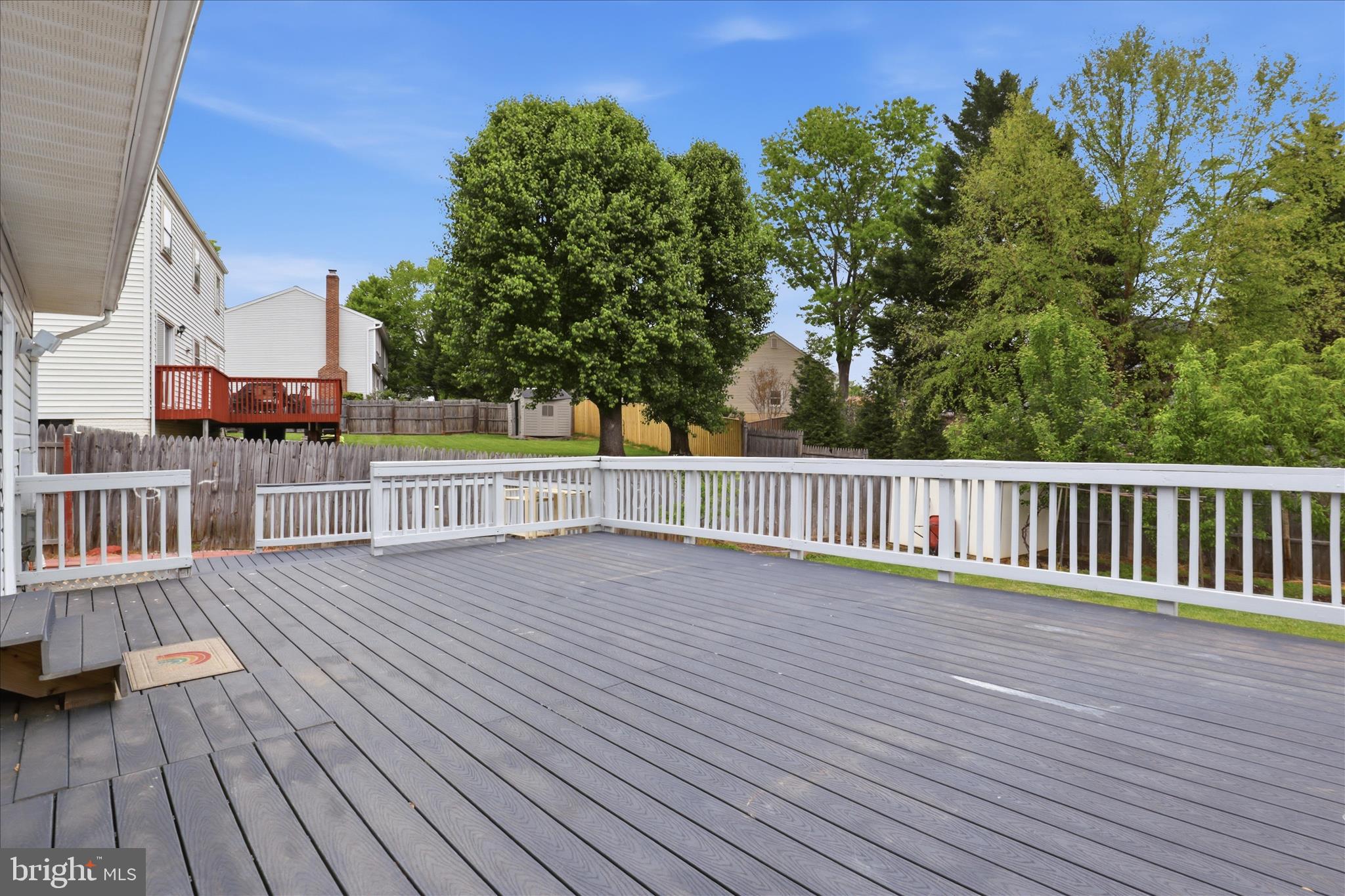 CRESTBROOK - Residential