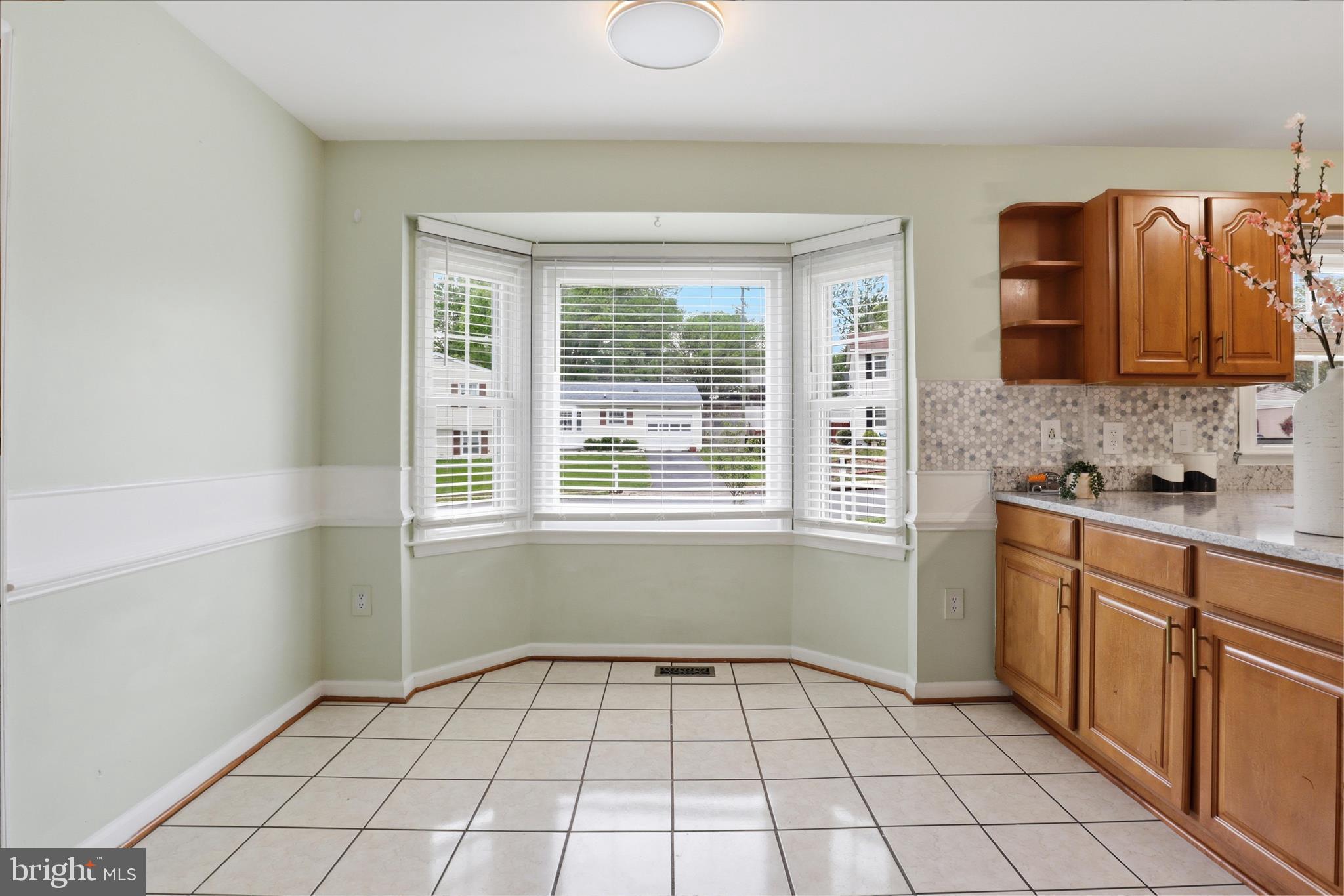 CRESTBROOK - Residential