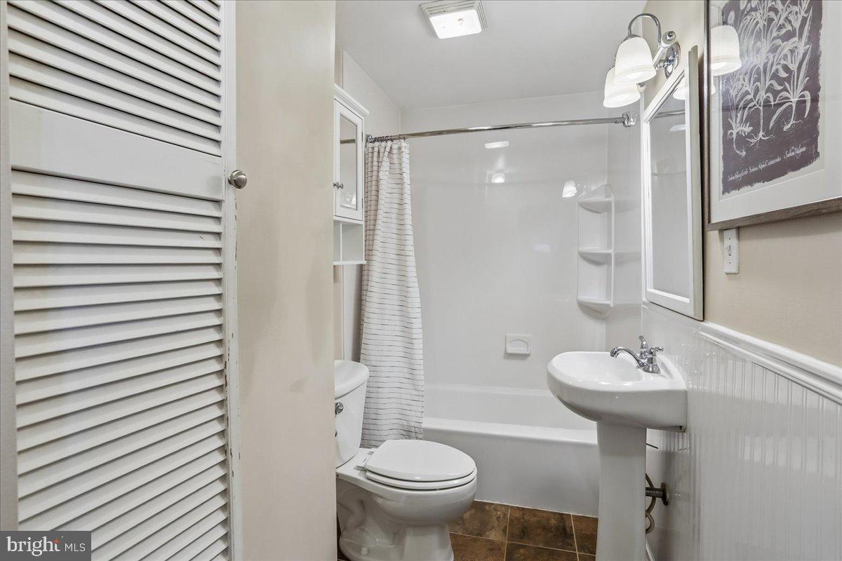 BARNESVILLE OUTSIDE - Residential