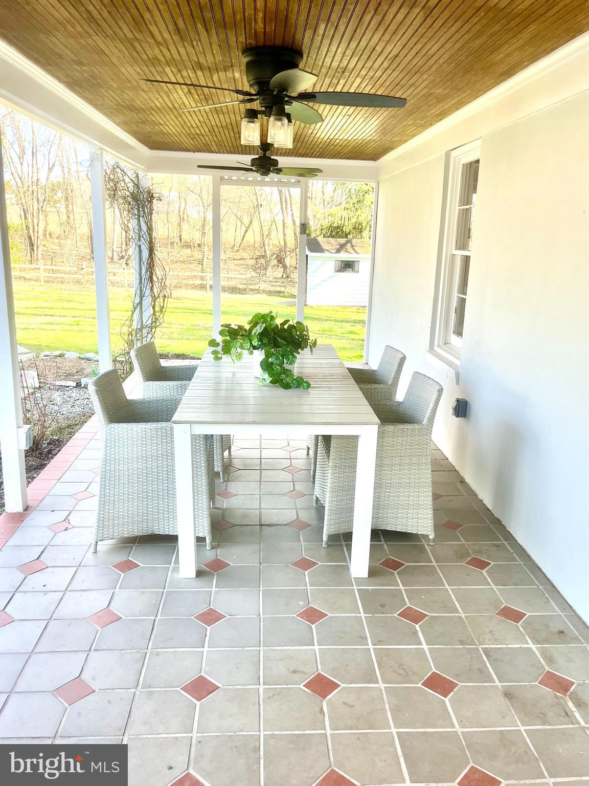 BARNESVILLE OUTSIDE - Residential