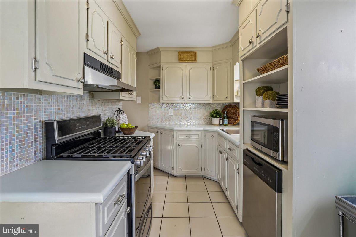 BARNESVILLE OUTSIDE - Residential