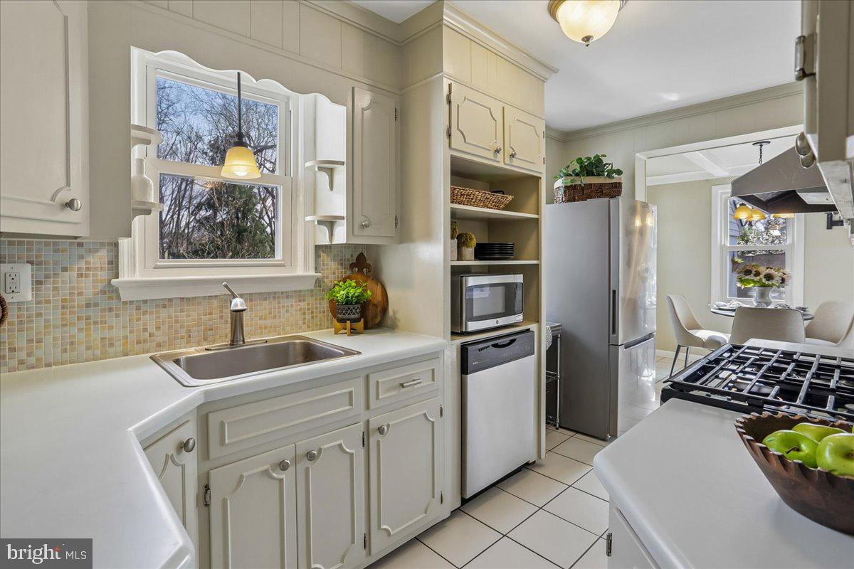 BARNESVILLE OUTSIDE - Residential