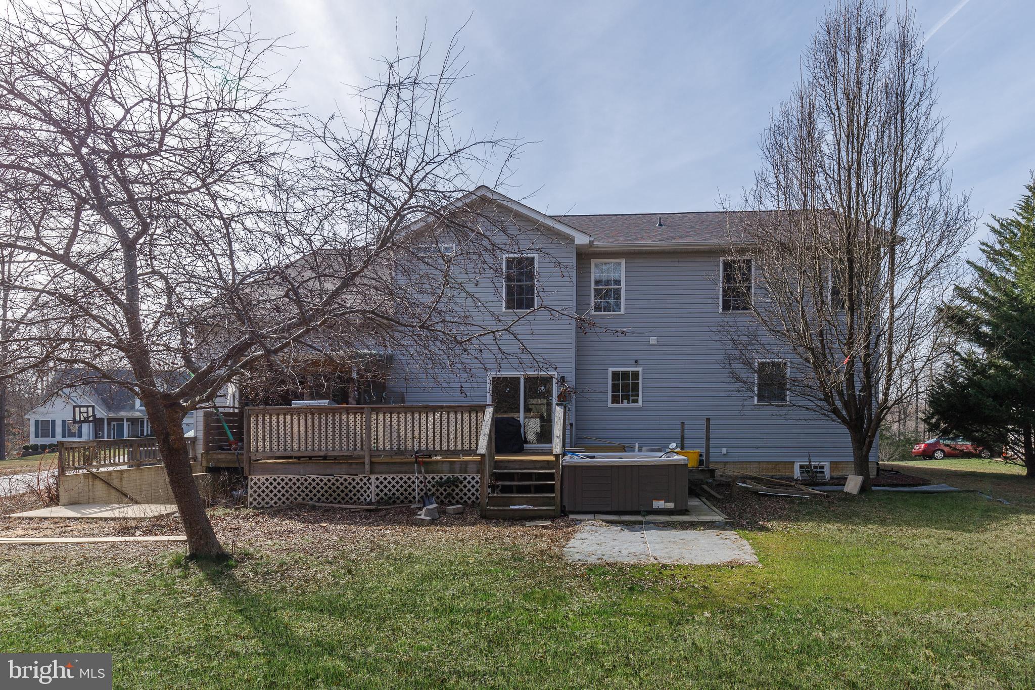 ROUSBY HALL WOODS - Residential