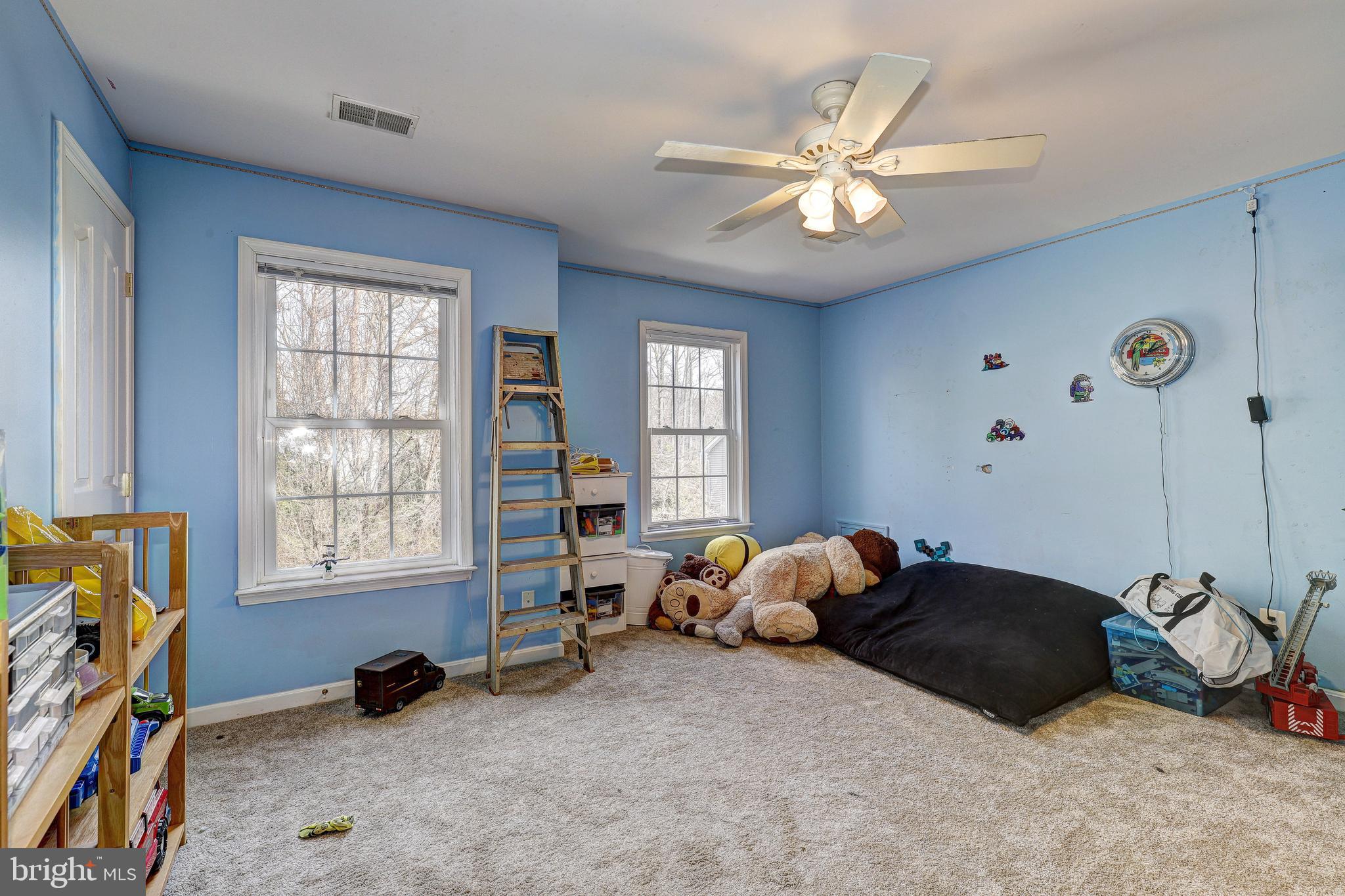 ROUSBY HALL WOODS - Residential