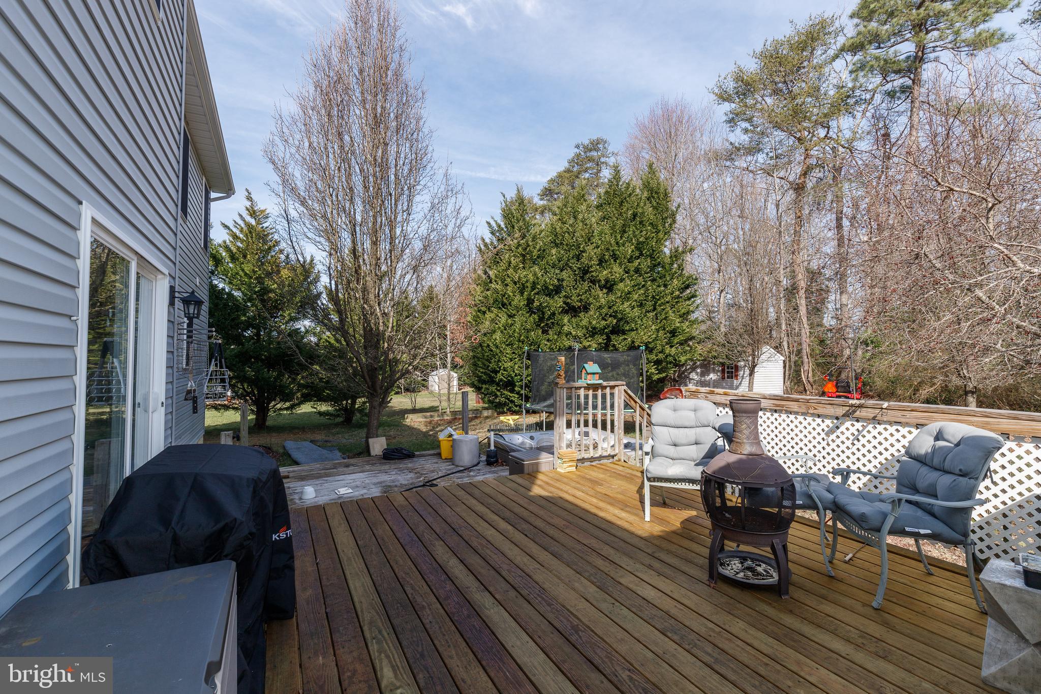 ROUSBY HALL WOODS - Residential