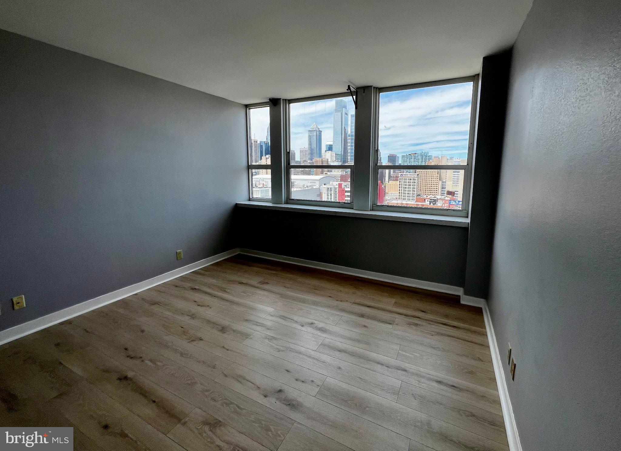 1100 VINE STREET P203