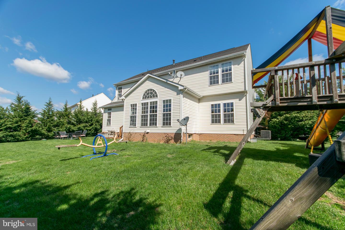 LOCUST HILL - Residential