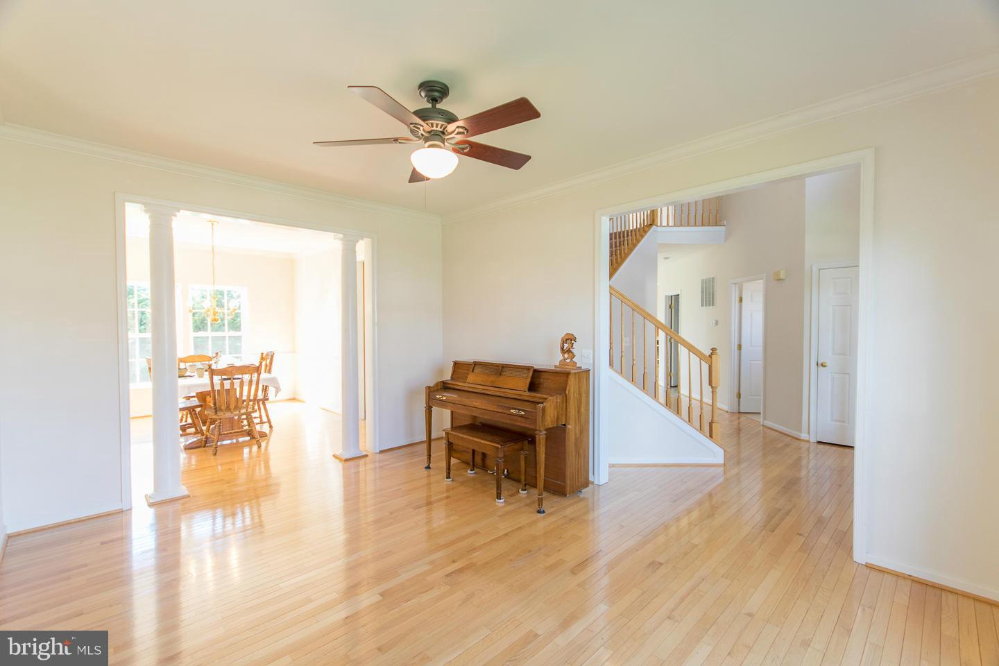 LOCUST HILL - Residential