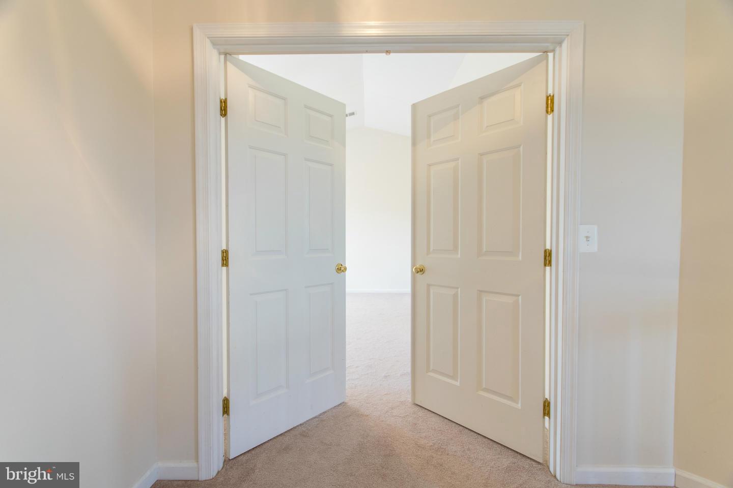 LOCUST HILL - Residential