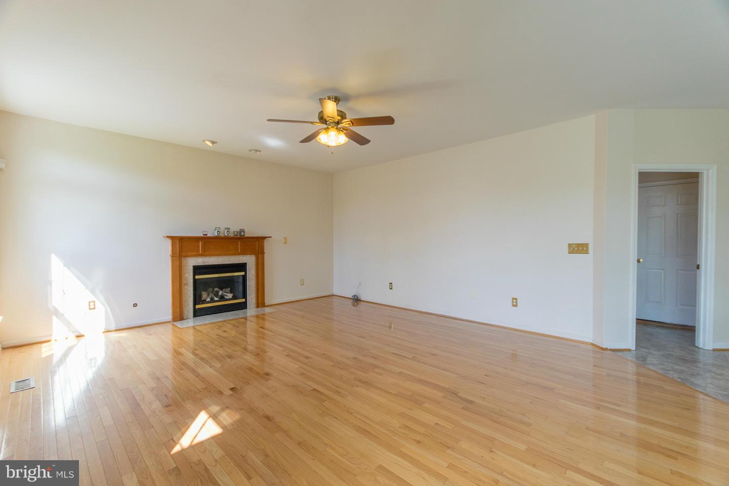 LOCUST HILL - Residential