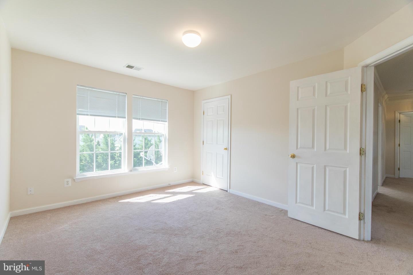 LOCUST HILL - Residential