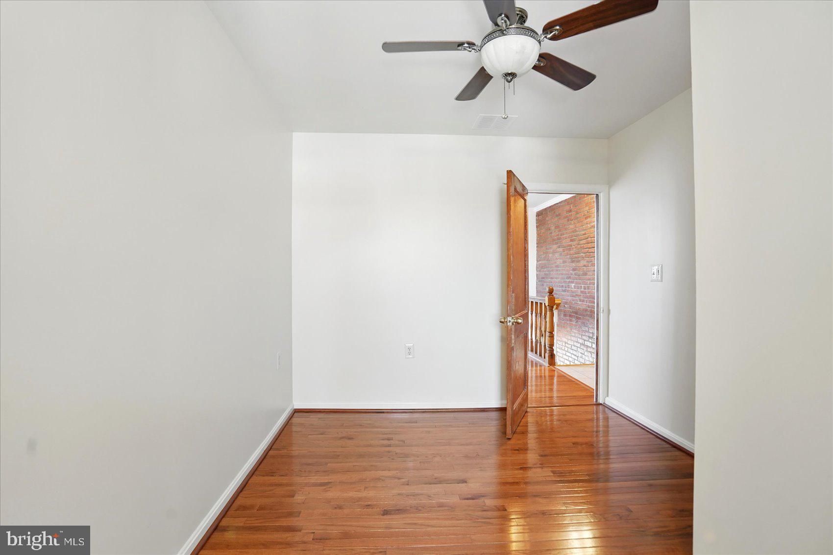 HIGHLANDTOWN - Residential