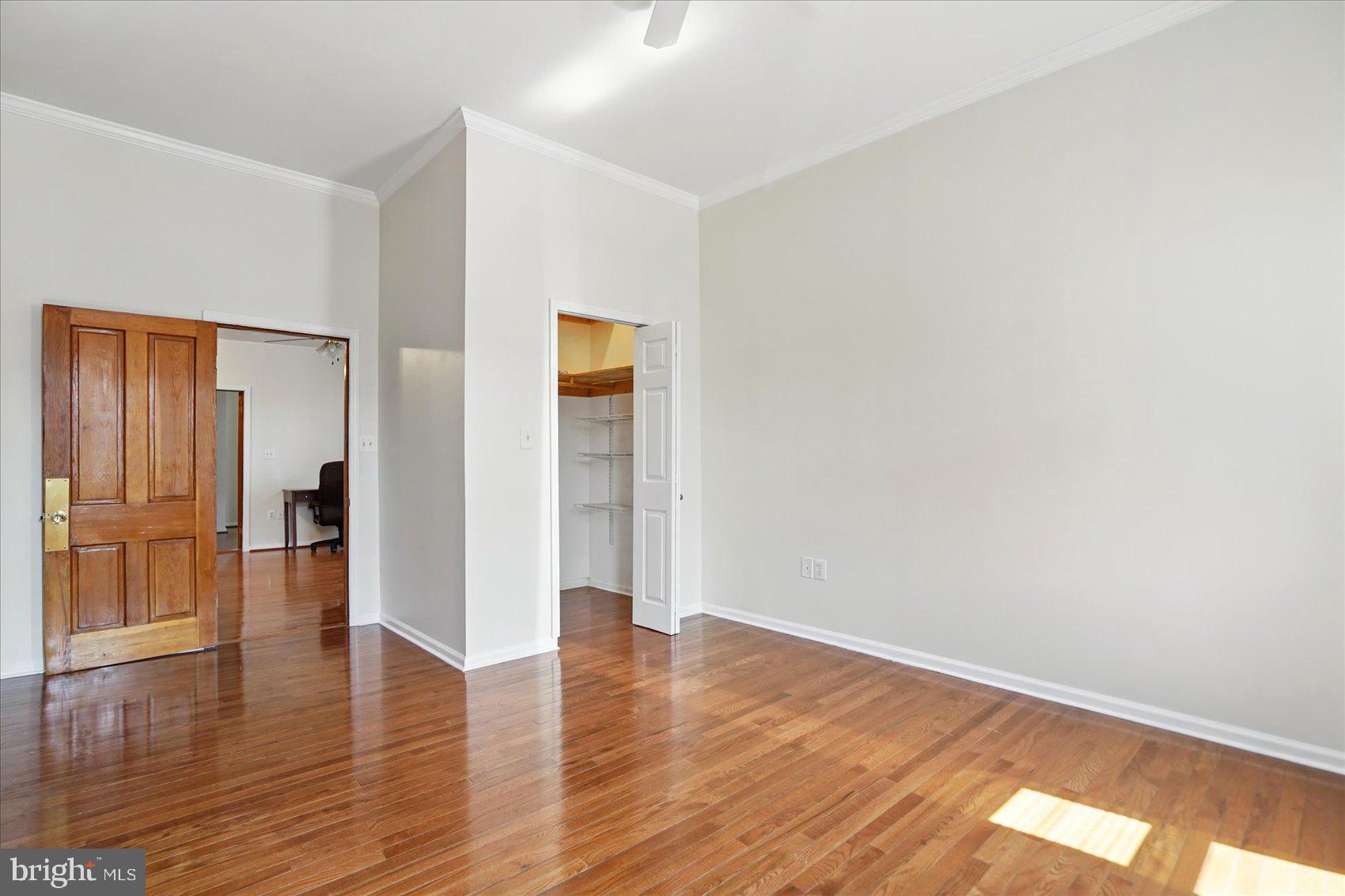 HIGHLANDTOWN - Residential