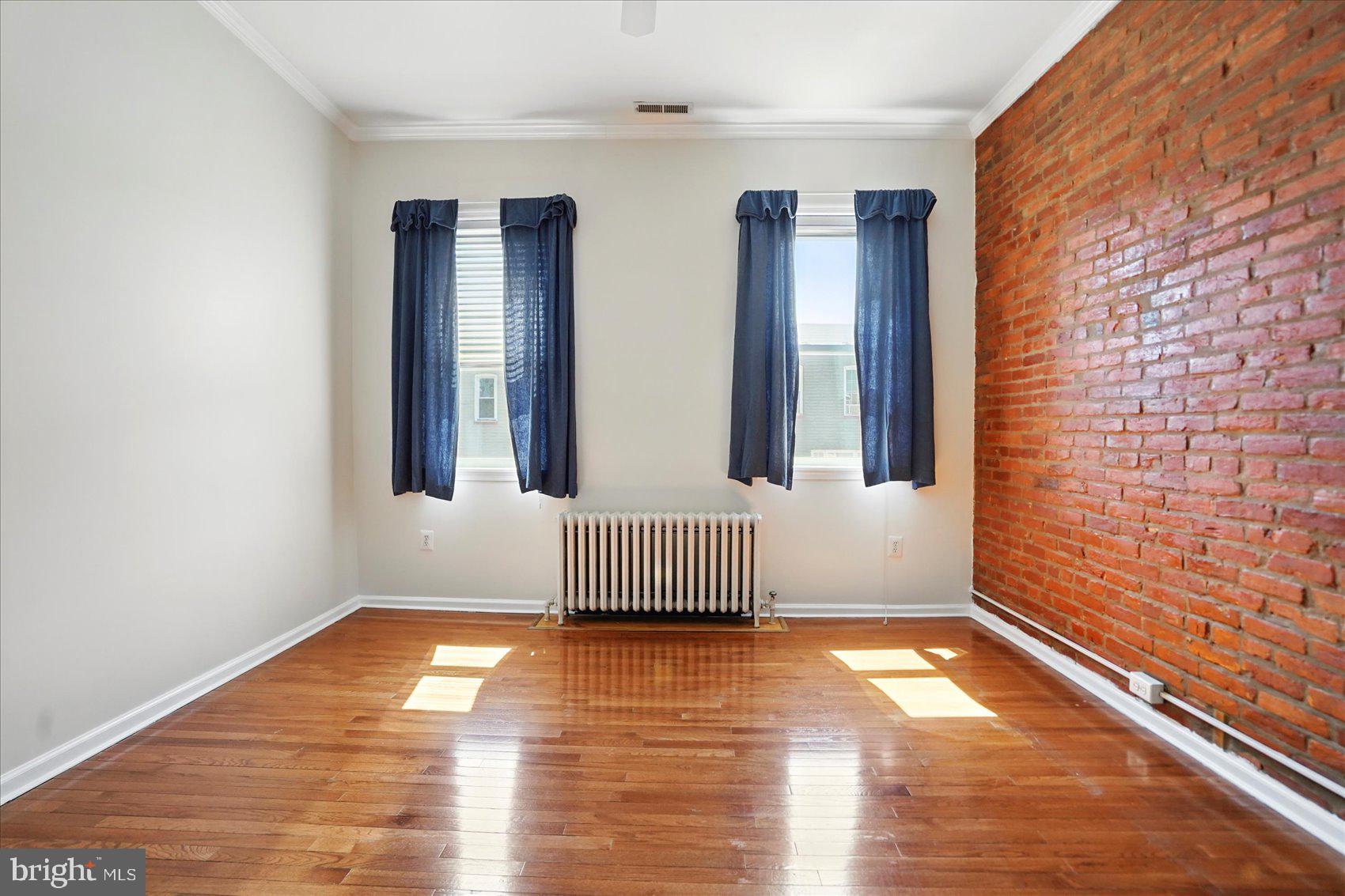 HIGHLANDTOWN - Residential