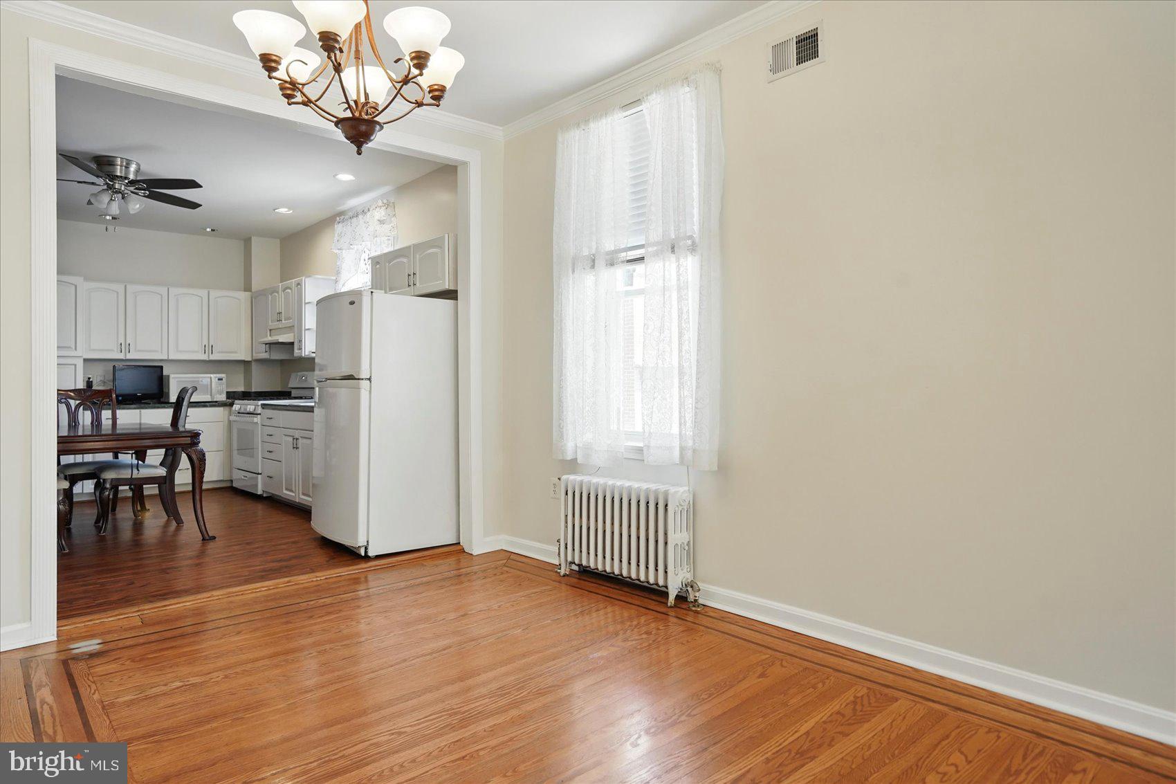 HIGHLANDTOWN - Residential