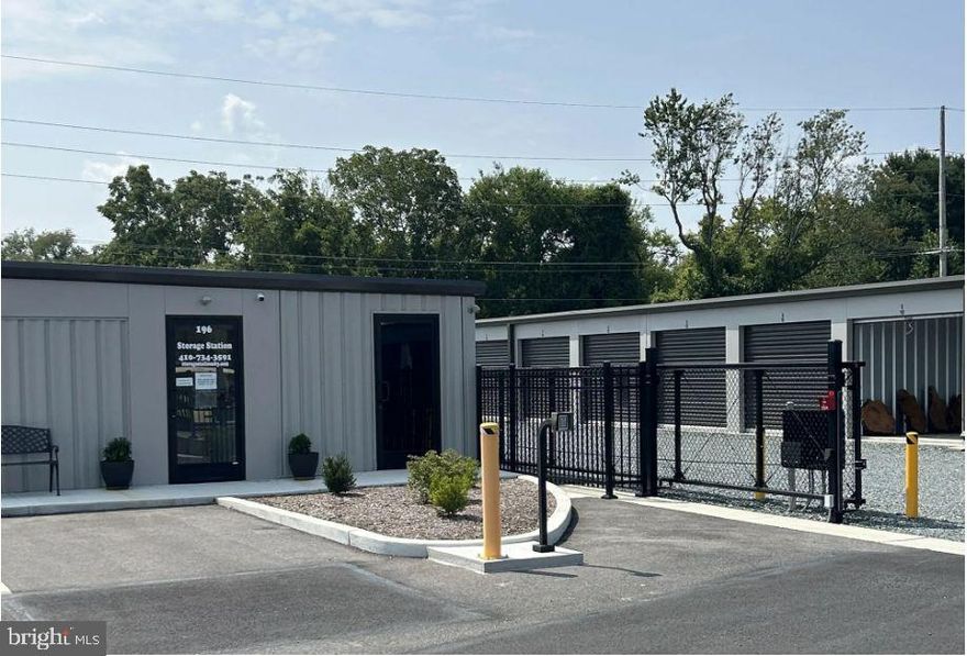 Opened in 2023, this newly built self-storage facility is already thriving, with an impressive 75% occupancy as of April 30, 2025. Situated on 3.06 acres, the property features 21,920 net rentable square feet (NRSF), with room to grow—an additional 4,375 NRSF can be added on the existing parcel.

Opportunities abound to increase value, from bringing rents up to market rates to leveraging on-site boat, RV, and camper storage. Plus, investors have the option to purchase adjacent land for future expansion (1.74 acres in total).

For those looking to scale their portfolio with a high-performing, growth-ready asset, this property is a compelling investment.