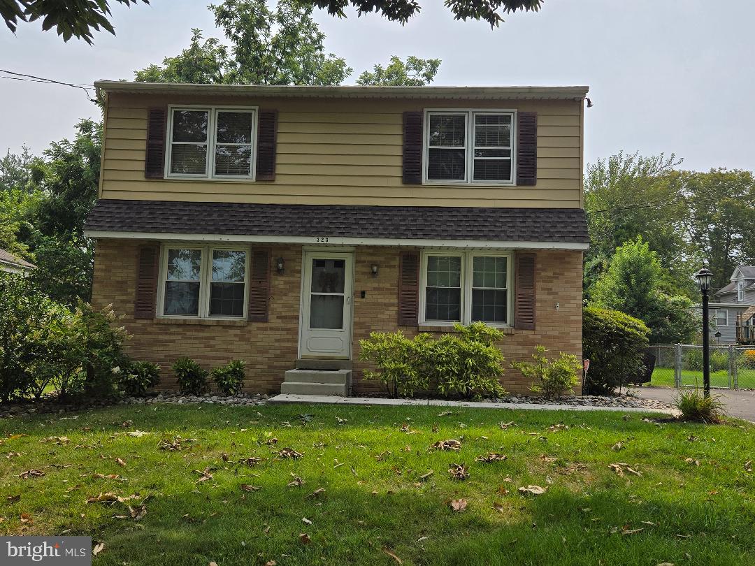 2nd floor 2 bedrooms, large living room, updated hall bath, eat-in Kitchen, basement with washer/dryer, pool table. New carpet & paint NO SMOKING & NO PETS