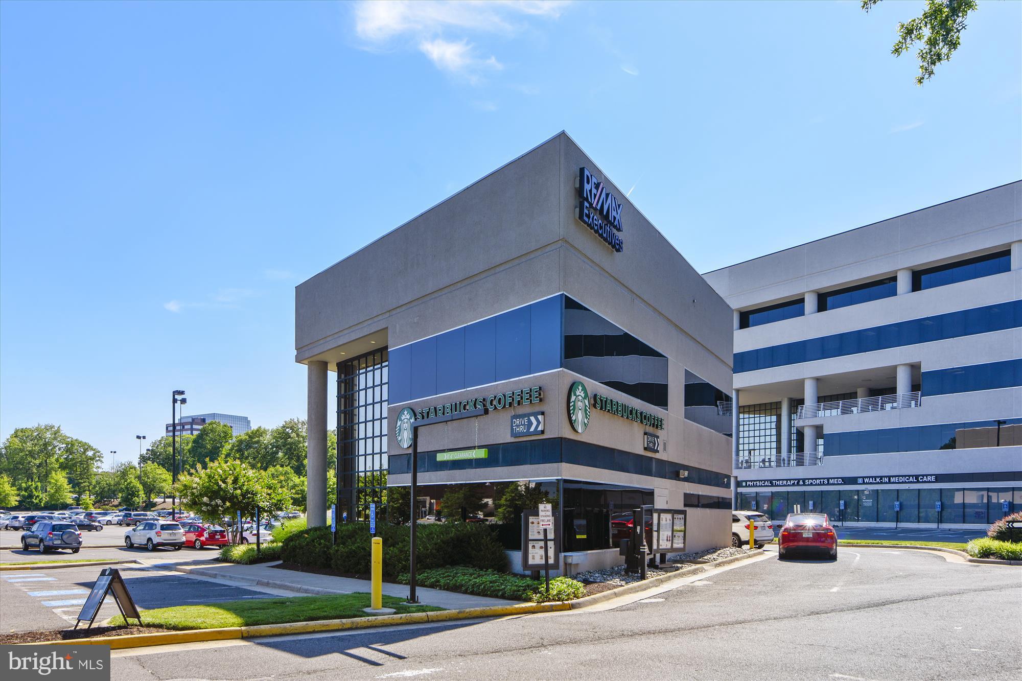 HAMPTON CHASE - Residential