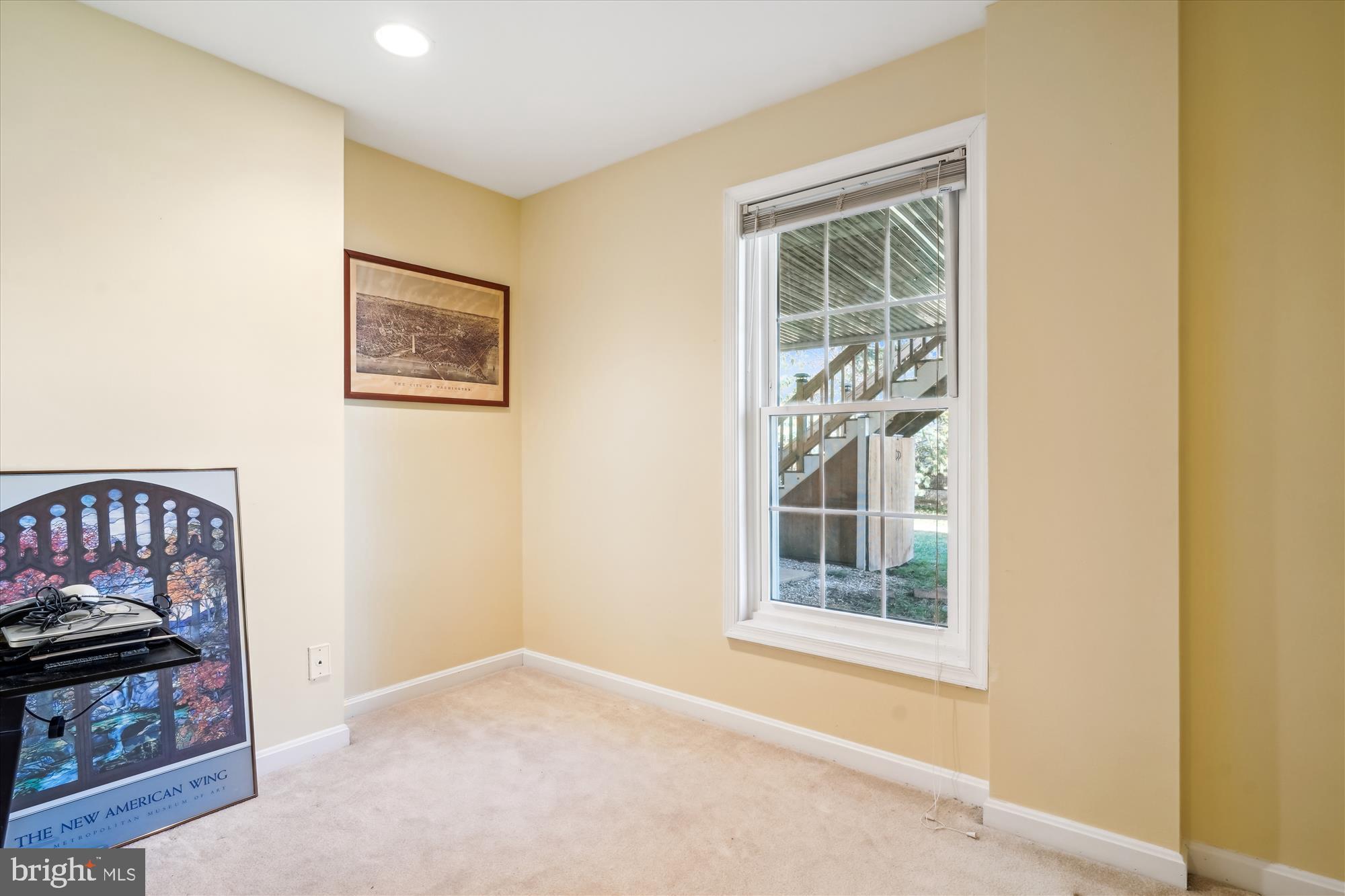 HAMPTON CHASE - Residential