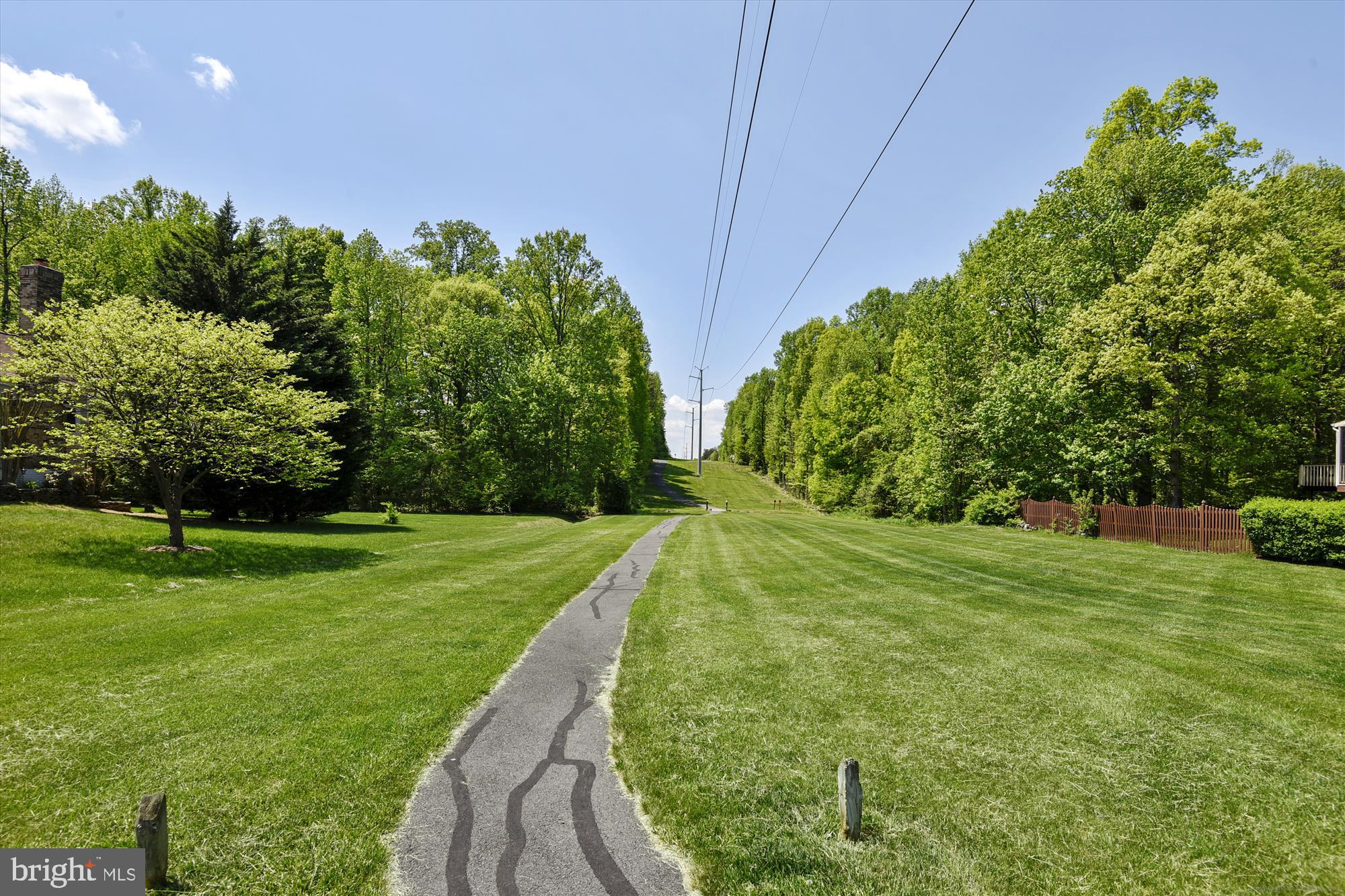 HAMPTON CHASE - Residential