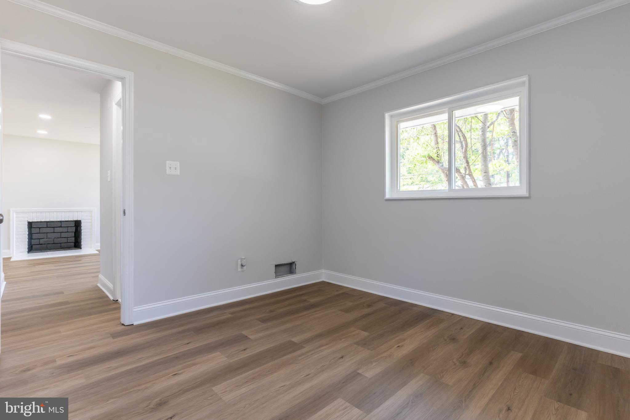 NORTH SPRINGFIELD - Residential