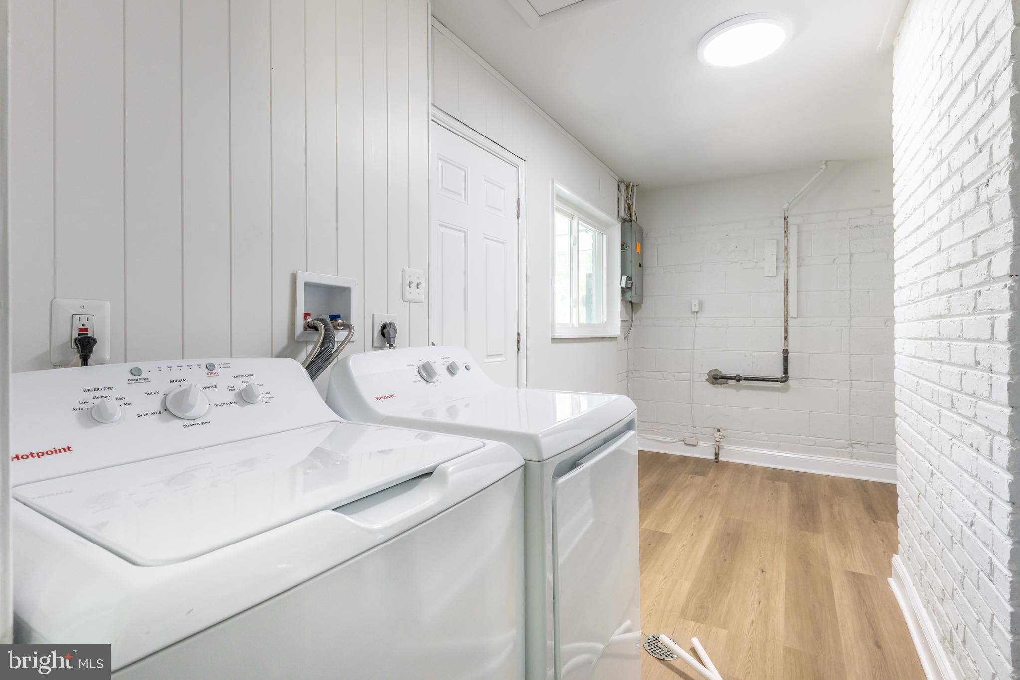 NORTH SPRINGFIELD - Residential