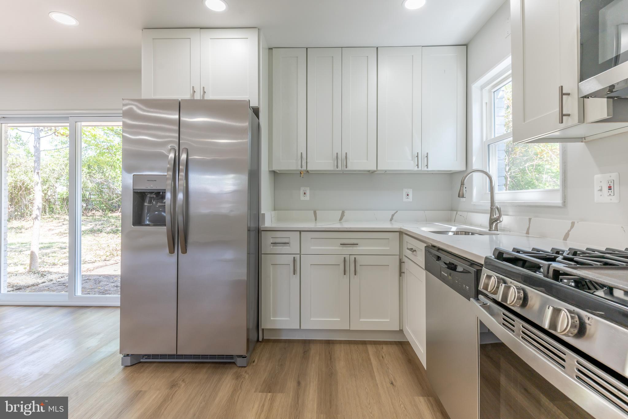 NORTH SPRINGFIELD - Residential